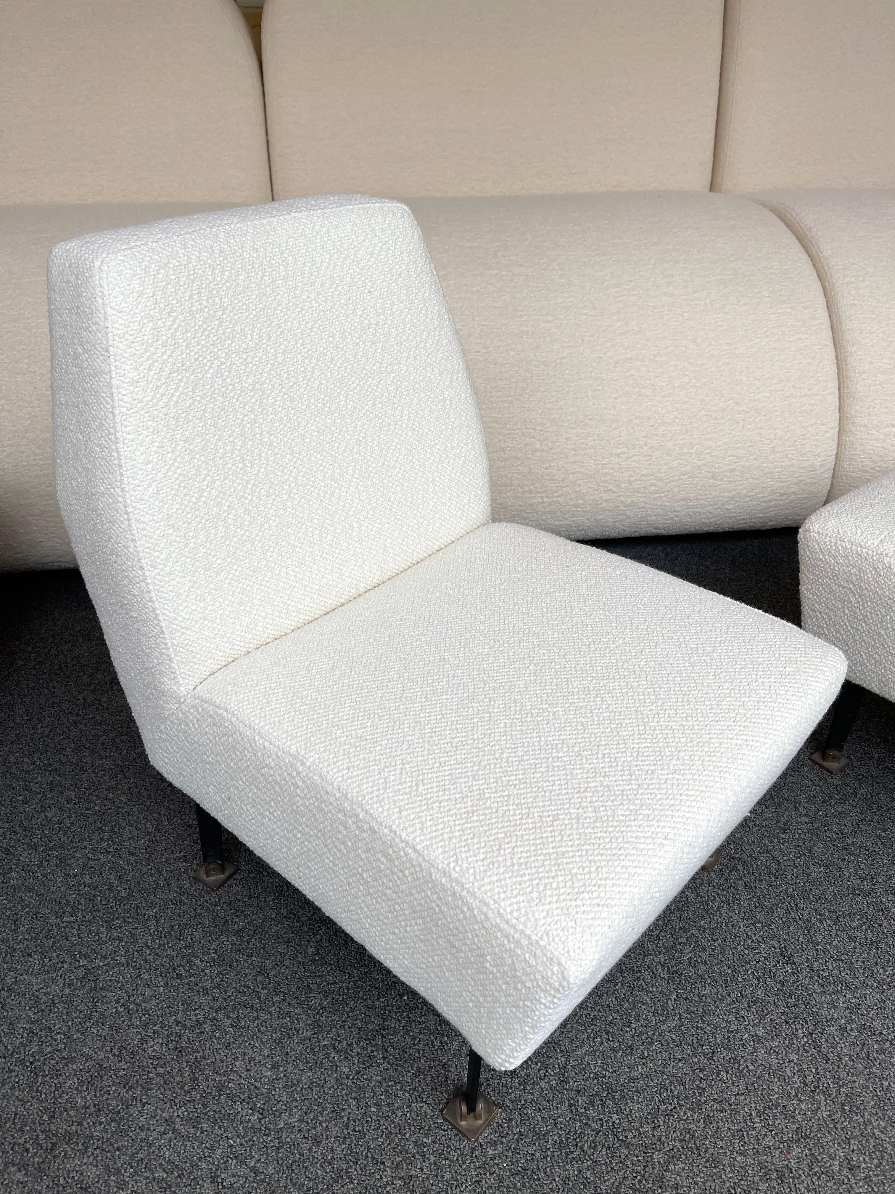 Pair of Slipper Chairs Bouclé Fabric by Studio APA for Lenzi, Italy, 1960s For Sale 1