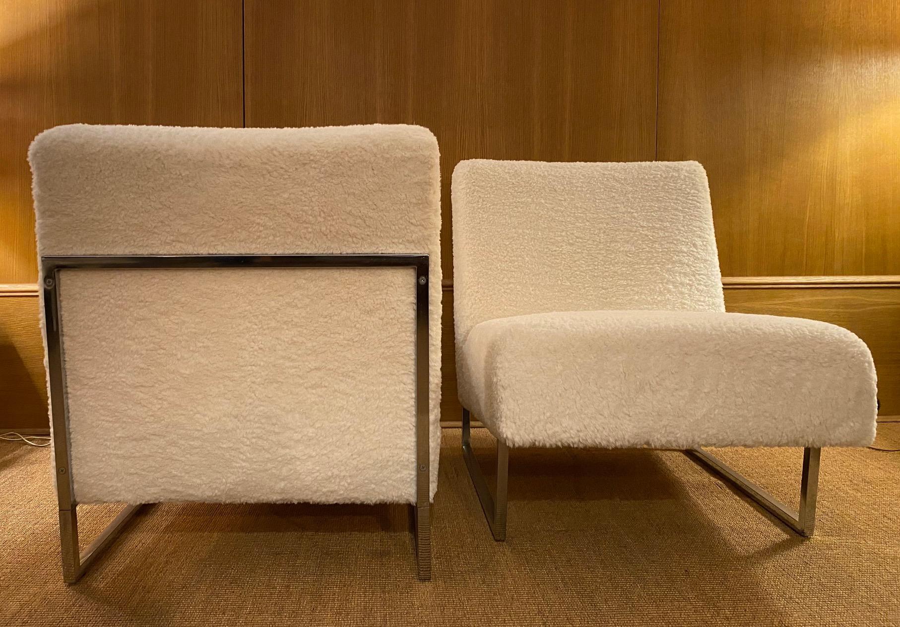 Mid-20th Century Pair of Slipper Chairs 