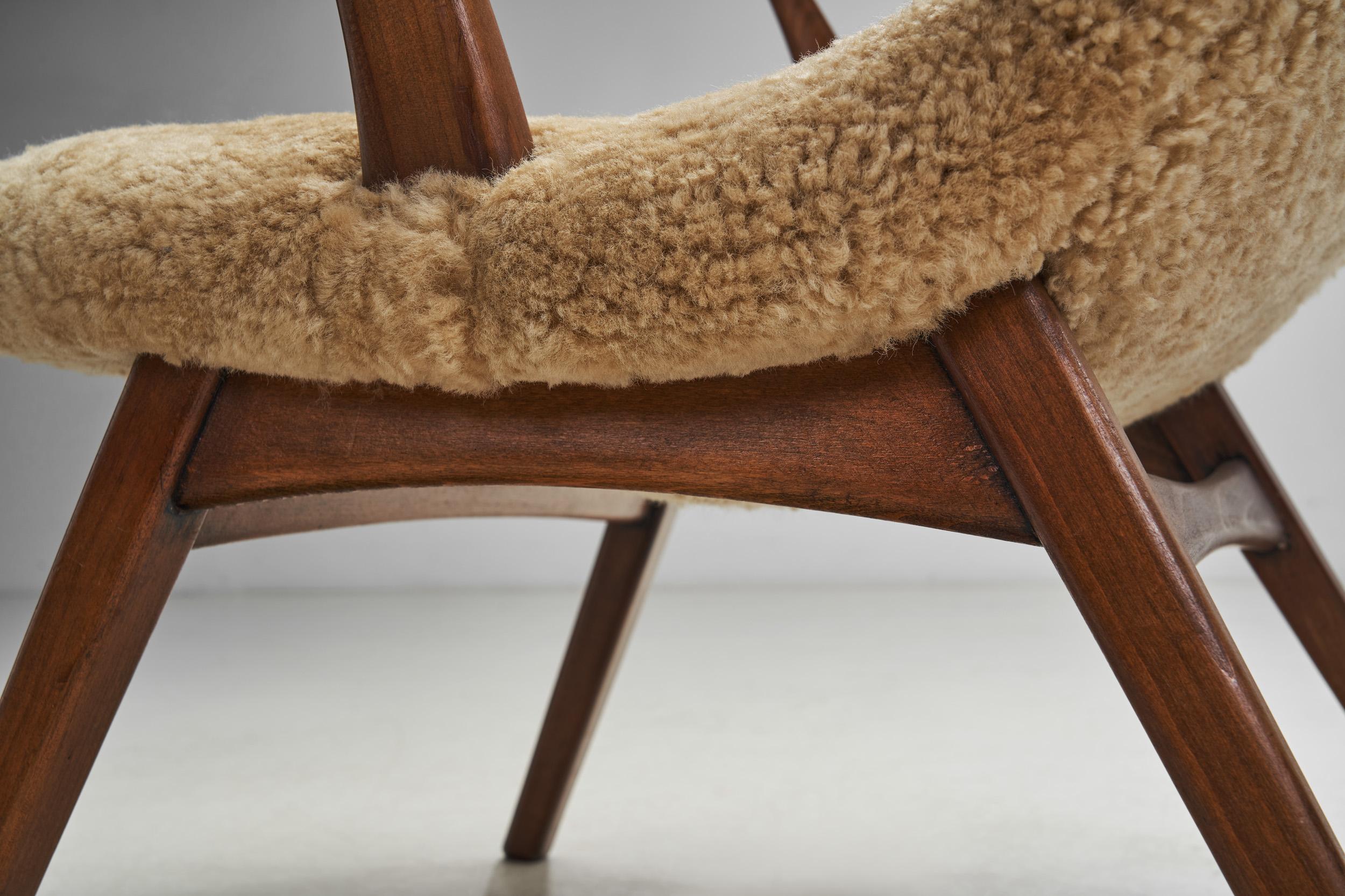 Pair of Slipper Chairs Upholstered in Sheepskin, Europe 1960s 7