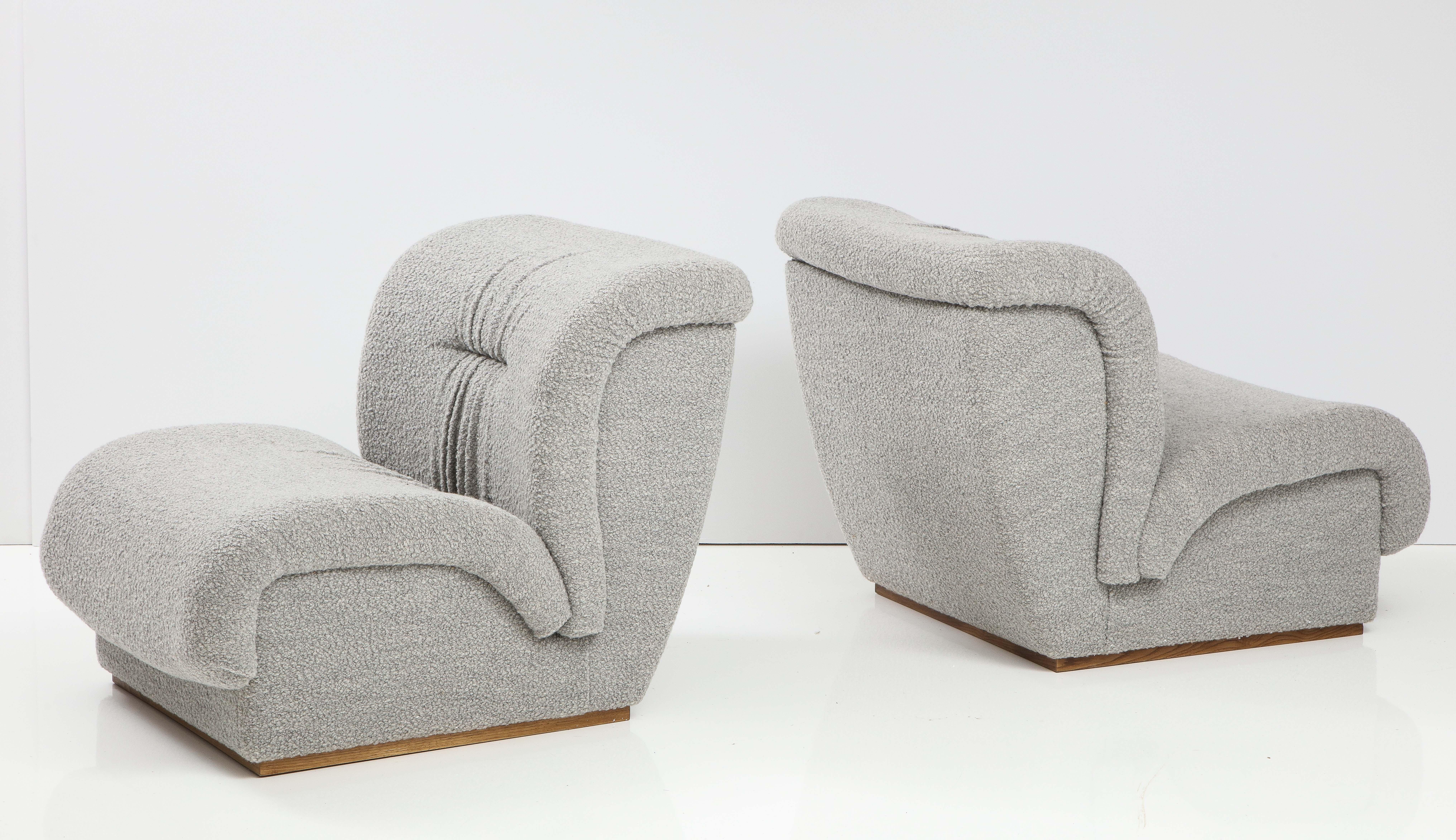 Pair of Slipper Lounge Chairs in Grey Boucle by Doimo Salotti, Italy, circa 1970 For Sale 2