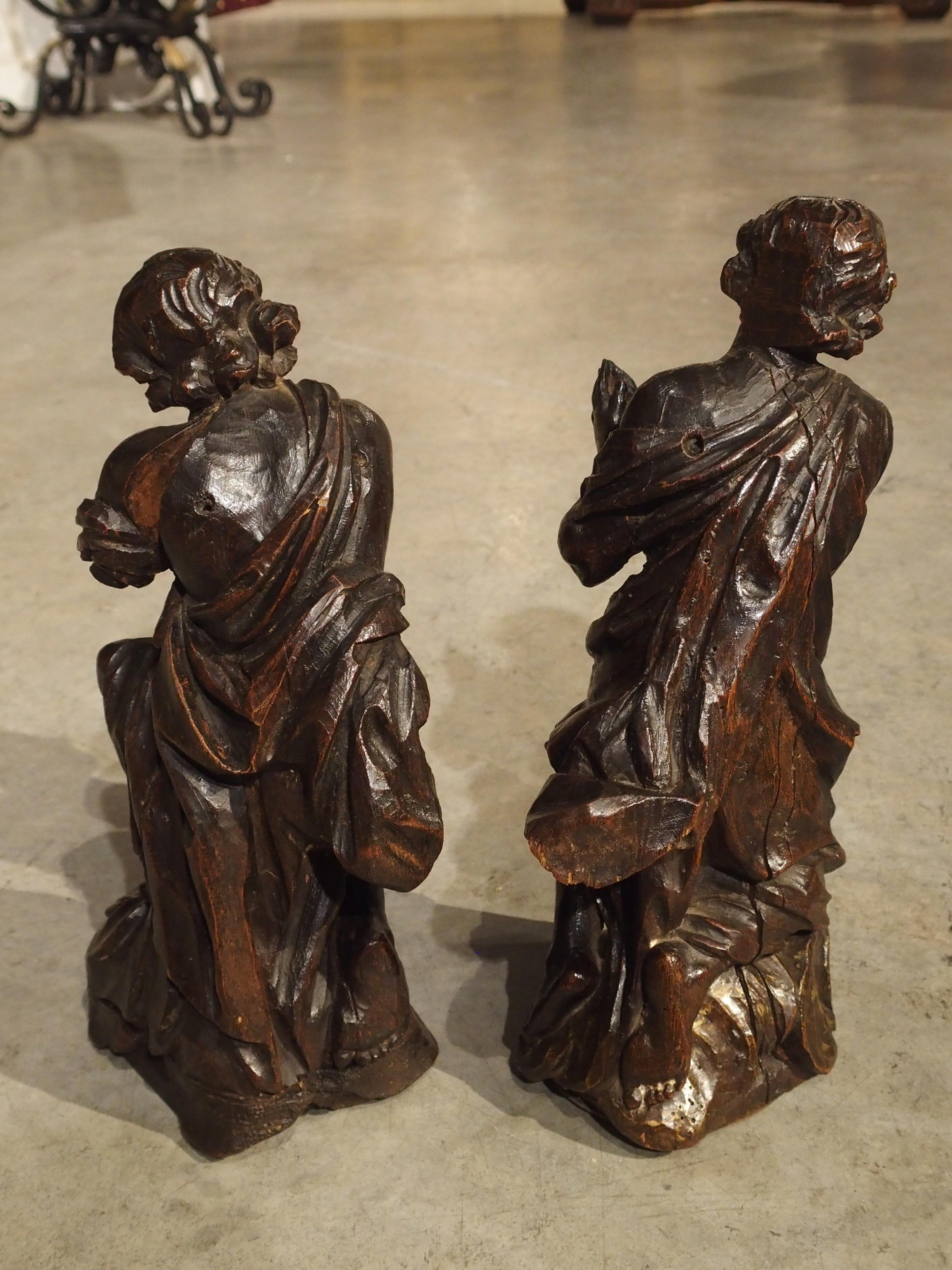 Pair of Small 18th Century Carved Oak Statues from France For Sale 4