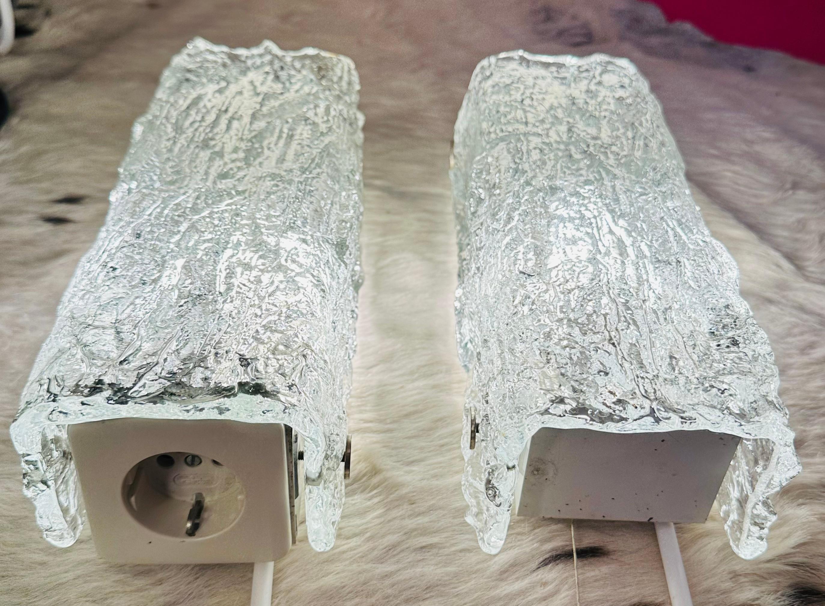 Pair of Small 1970s German Kaiser Leuchten Iced Textured Glass Wall Lights In Good Condition For Sale In London, GB