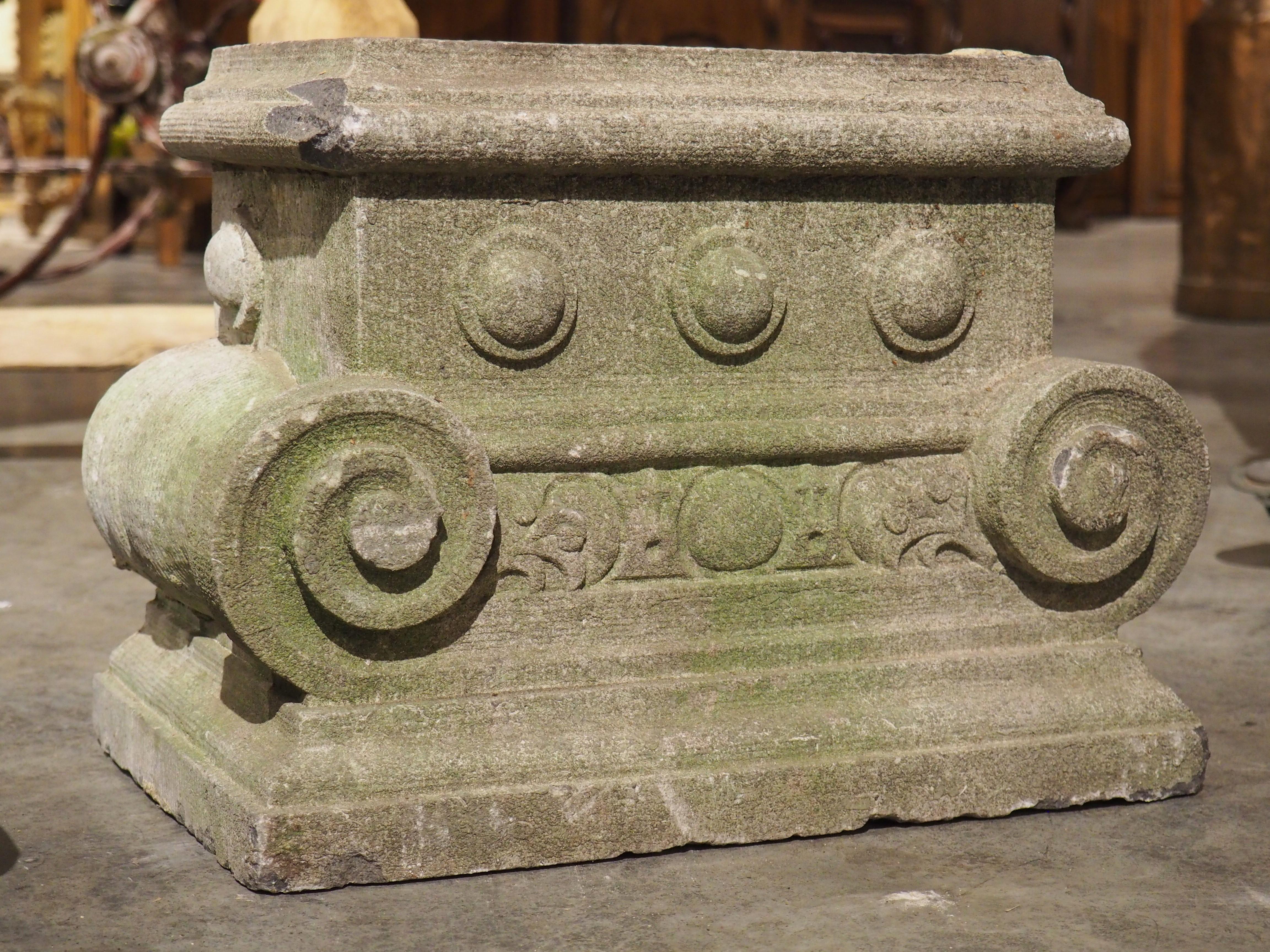Hand-Carved Pair of Small 19th Century Carved Belgian Bluestone Capitals