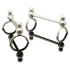 Paire de petits porte-couverts anciens, porte-cuillères en métal argenté anglais, de l'époque édouardienne