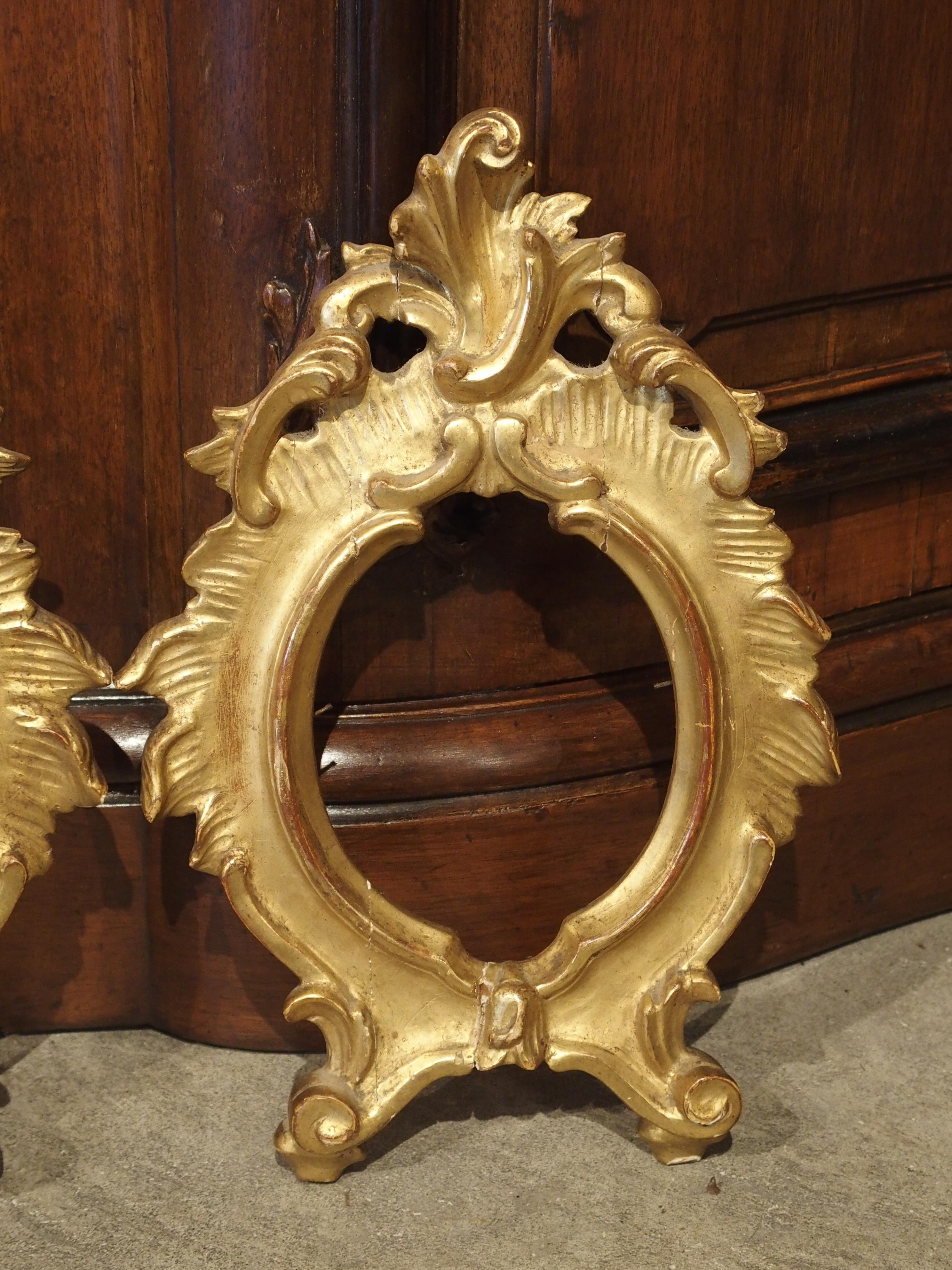 Pair of Small Antique Giltwood Frames from Italy, Early 19th Century 8