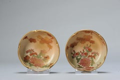 Pair of Small Antique Japanese Satsuma Bowls with Mark Japan, 19th Century
