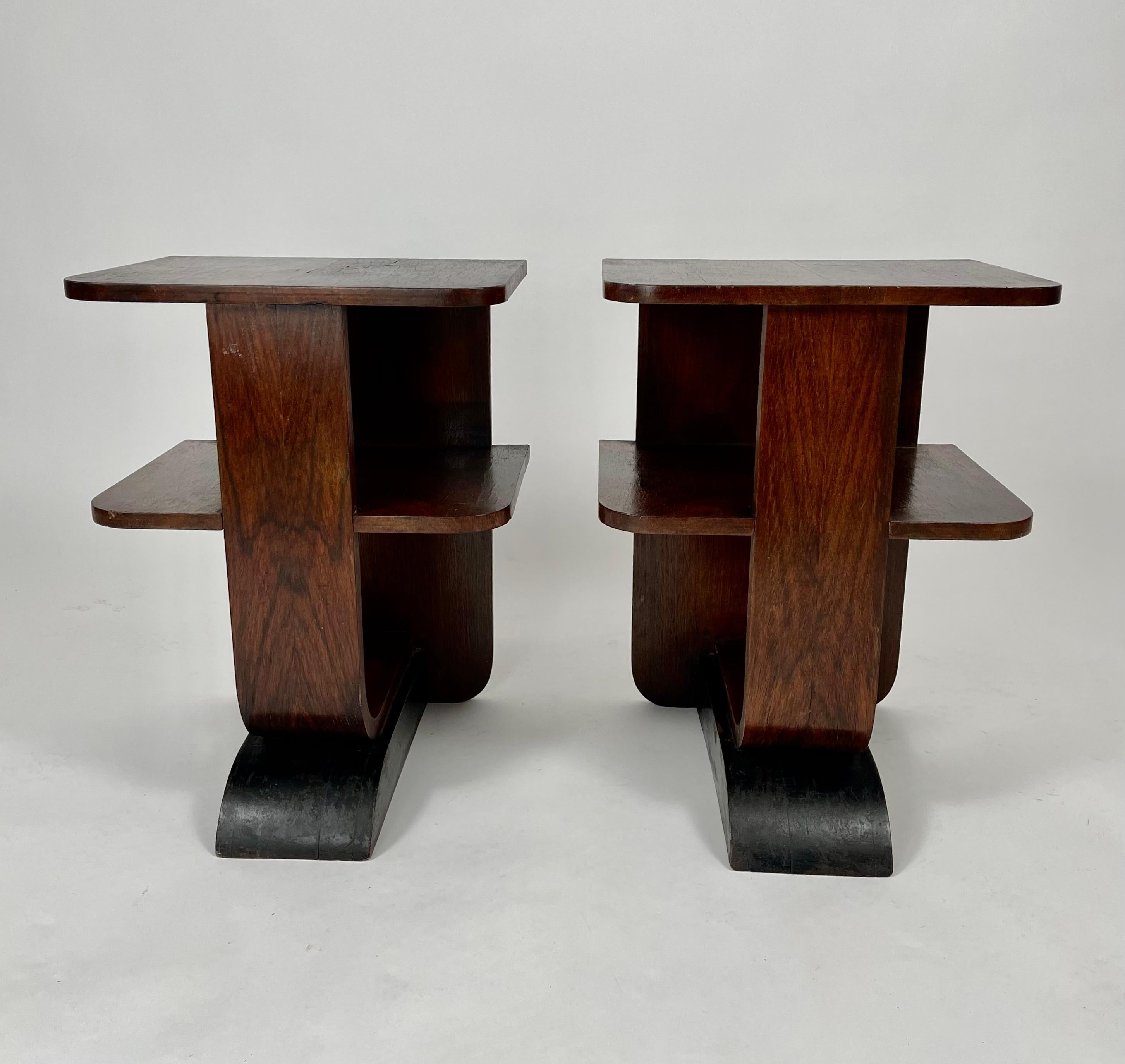 Pair of Small Art Deco End Tables with Shelves In Good Condition In Essex, MA