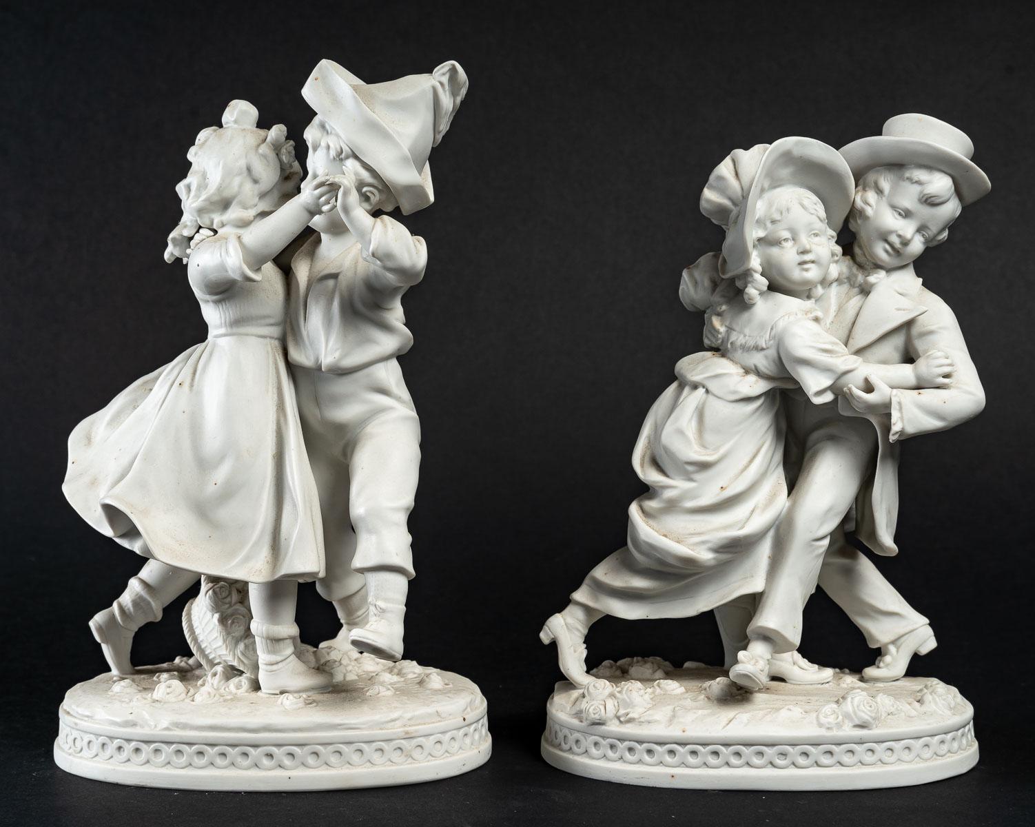 Pair of small Biscuit sculptures, early 20th century 2