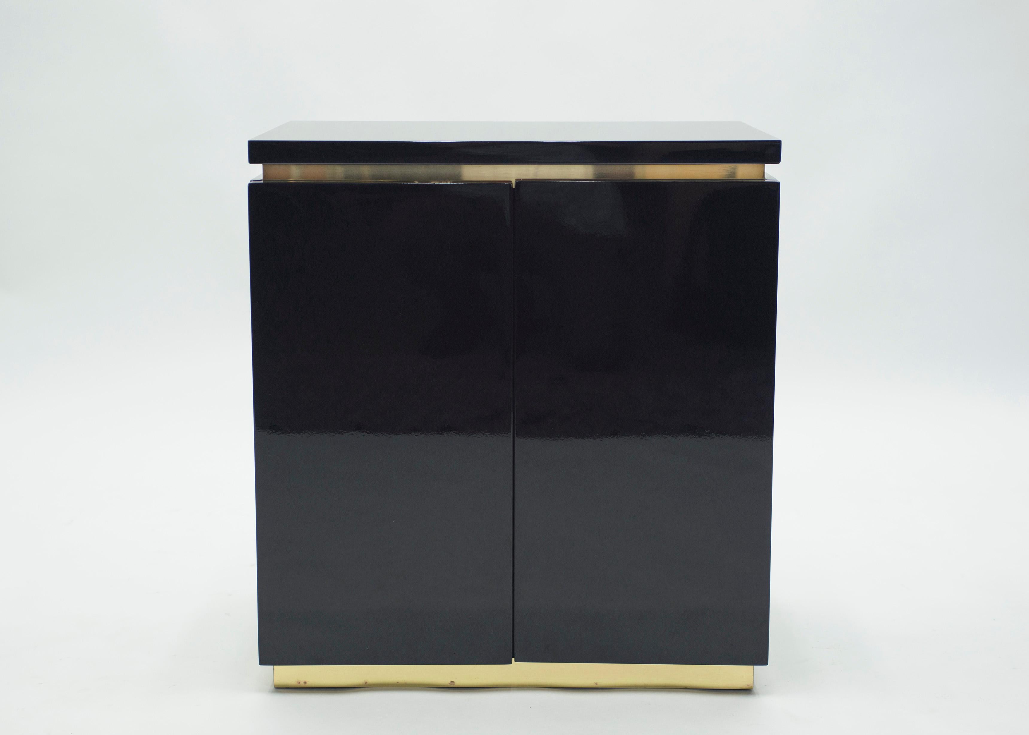 Pair of Small Black Lacquer Cabinets Nightstands by J.C. Mahey, 1970s 1