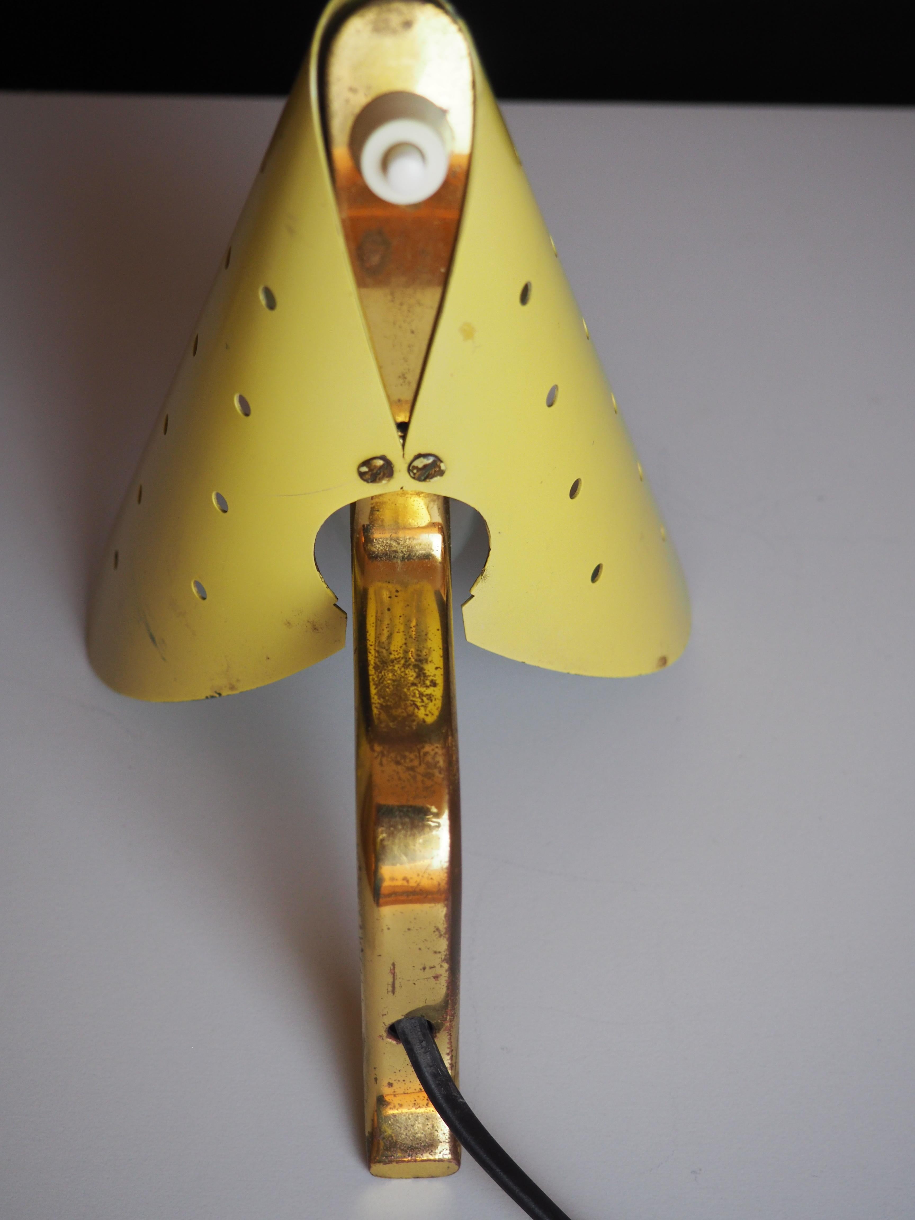 Lacquered Pair of Small Yellow Table Lamps Attr. to Stilnovo, circa 1950s For Sale