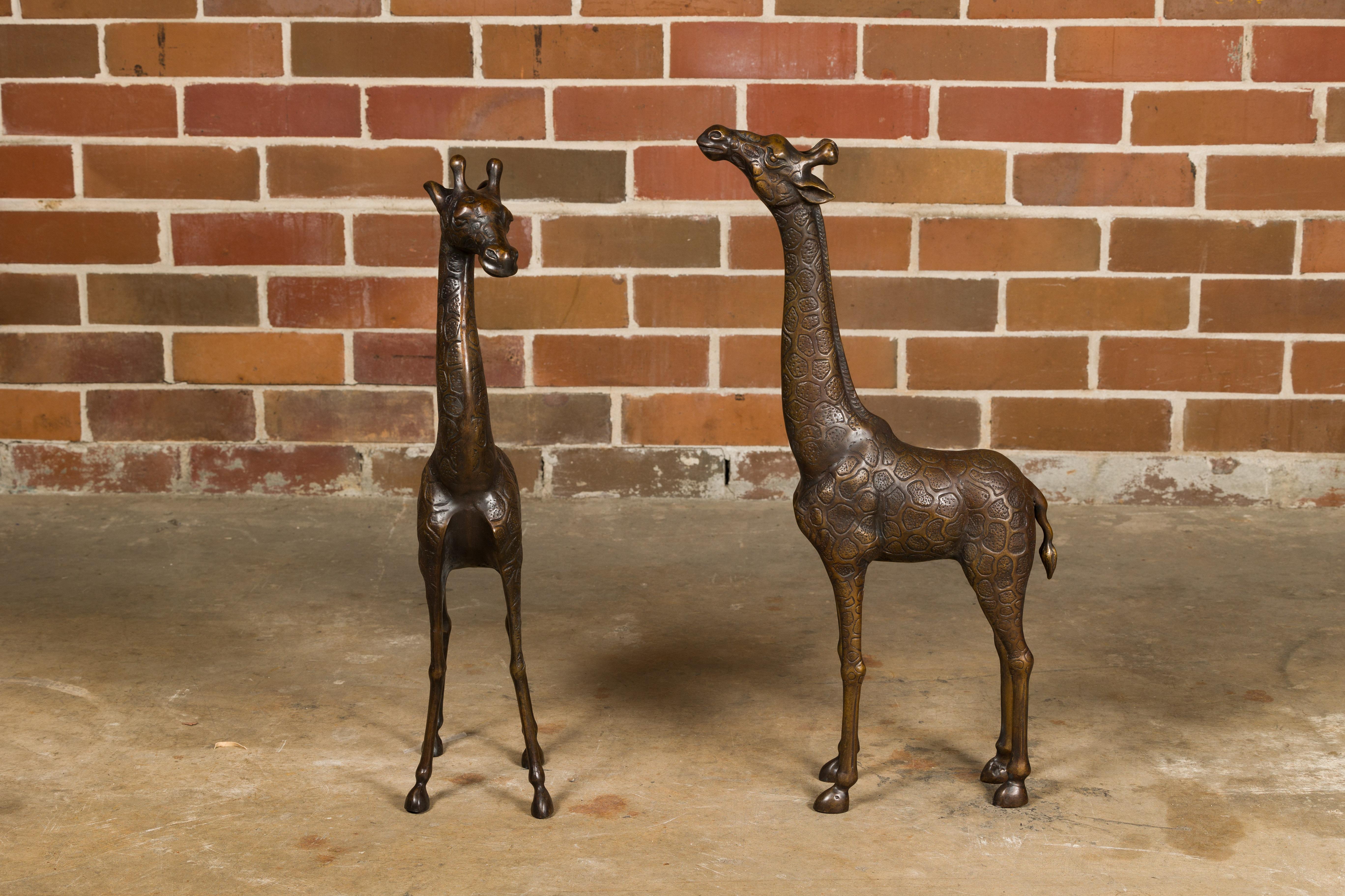 Pair of Small Bronze Midcentury Giraffe Sculptures, American Art In Good Condition For Sale In Atlanta, GA