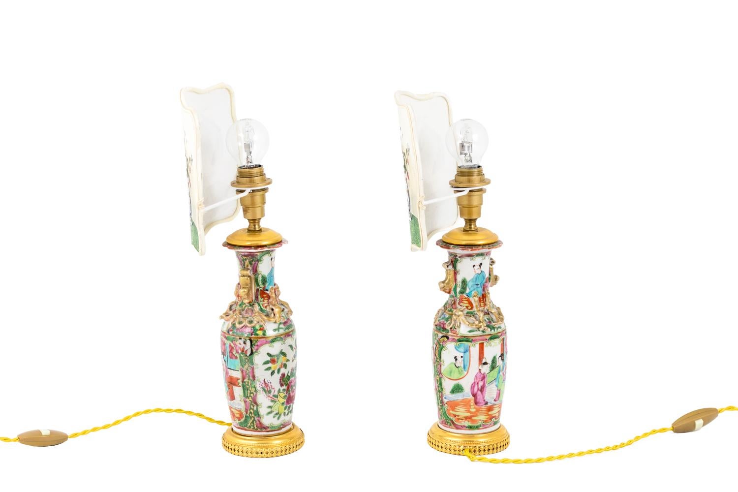Pair of Small Canton Porcelain Lamps with Screens, circa 1880 2