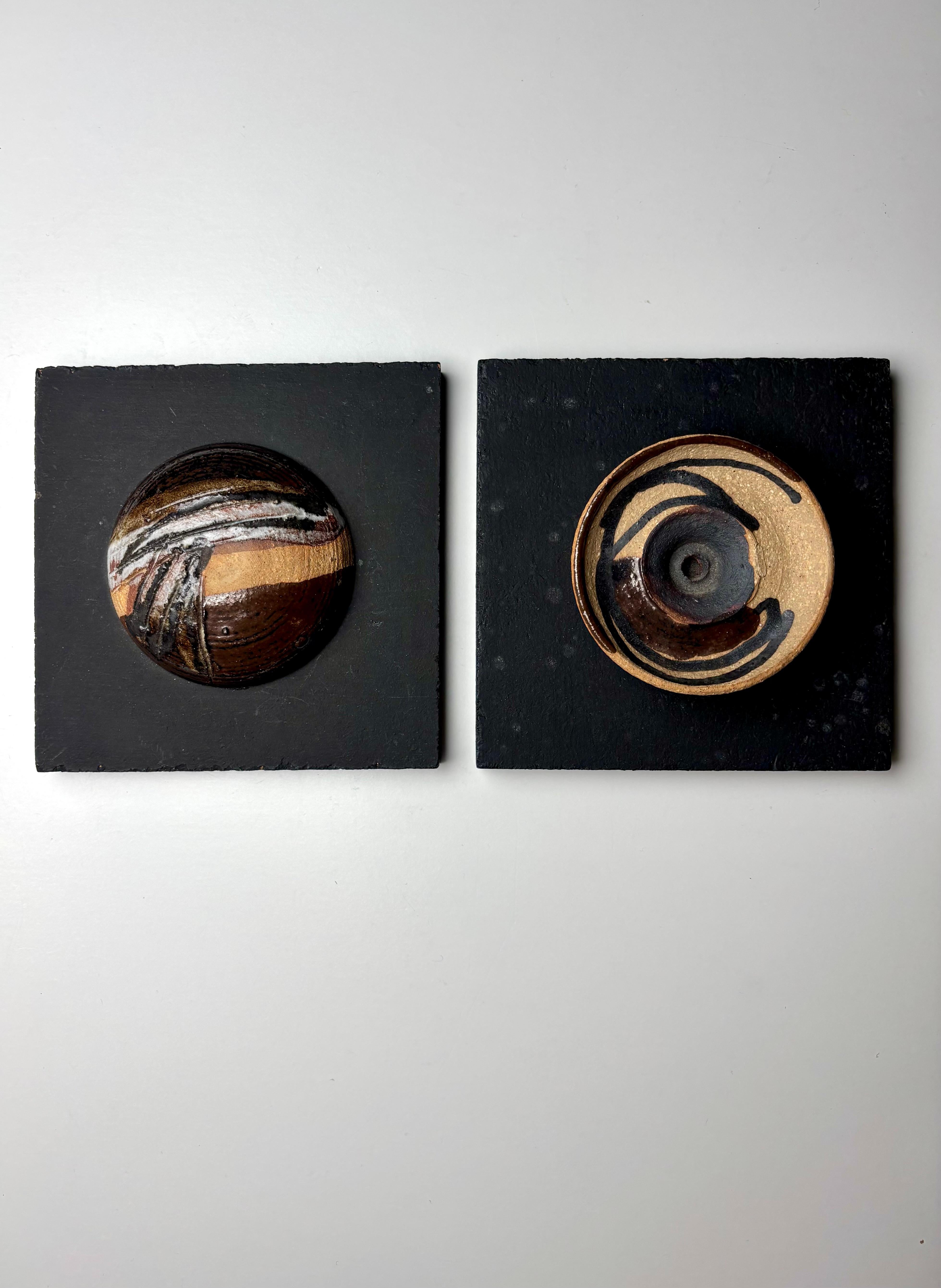 Pair of Small Ceramic Wall Art Plaques, 1970s In Good Condition For Sale In Copenhagen, DK