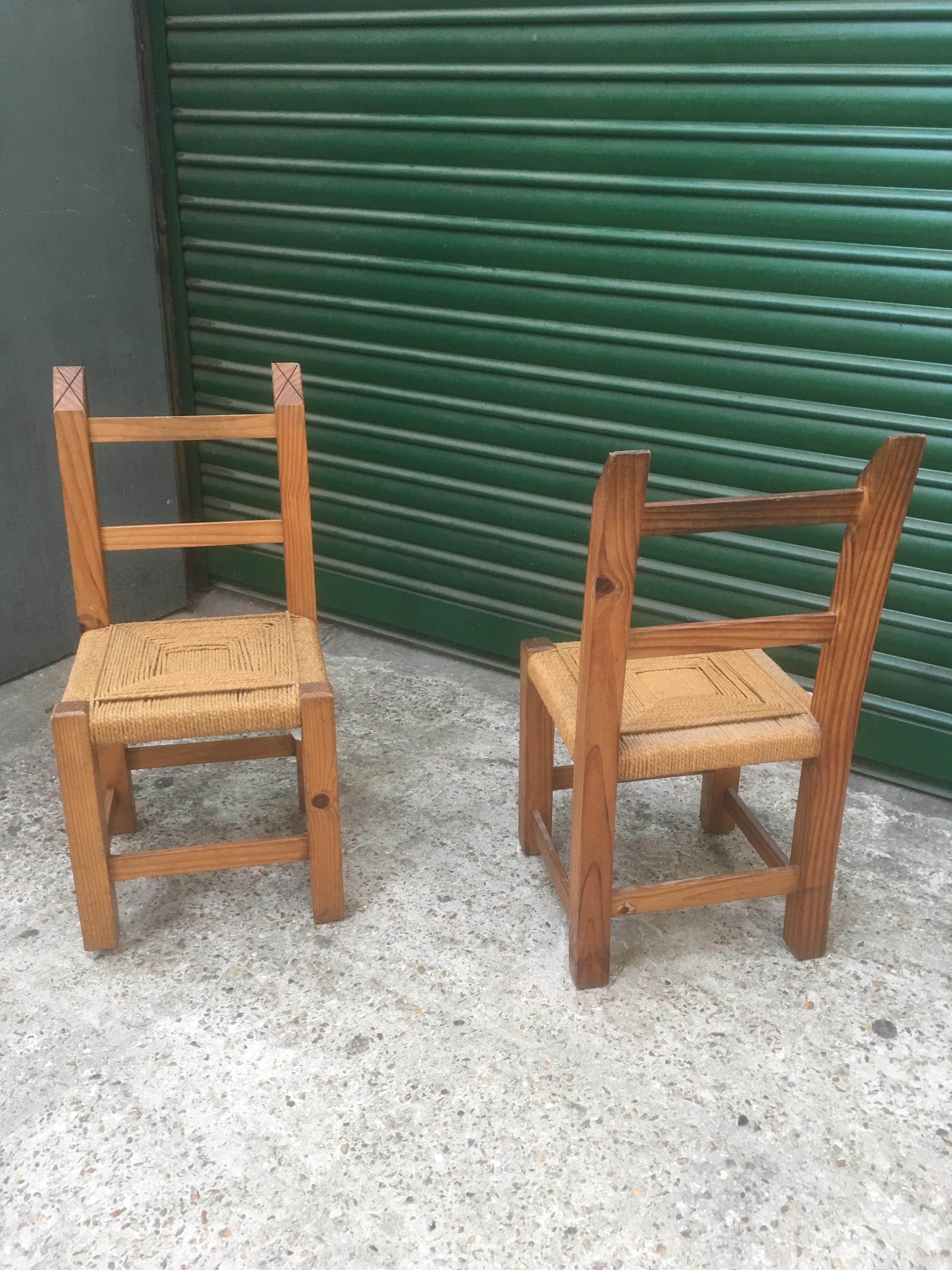 Paire de petites chaises Bon état - En vente à Saint-Ouen, FR