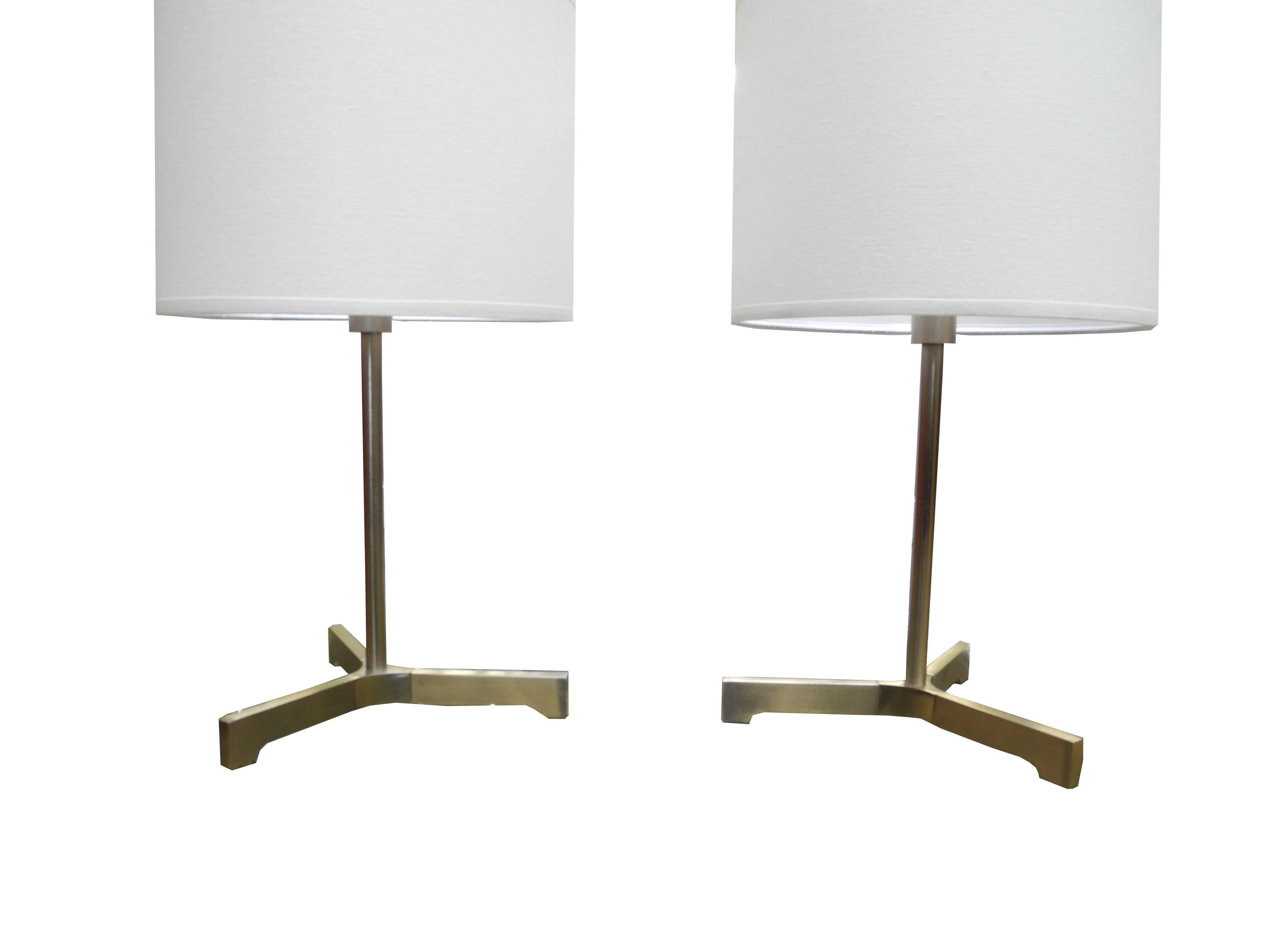 Pair Of Small Desk Lamps In Brushed Chromed Steel By Nessen Lighting Pair Of Small Desk Lamps In Brushed Chromed Steel By Nessen Lighting