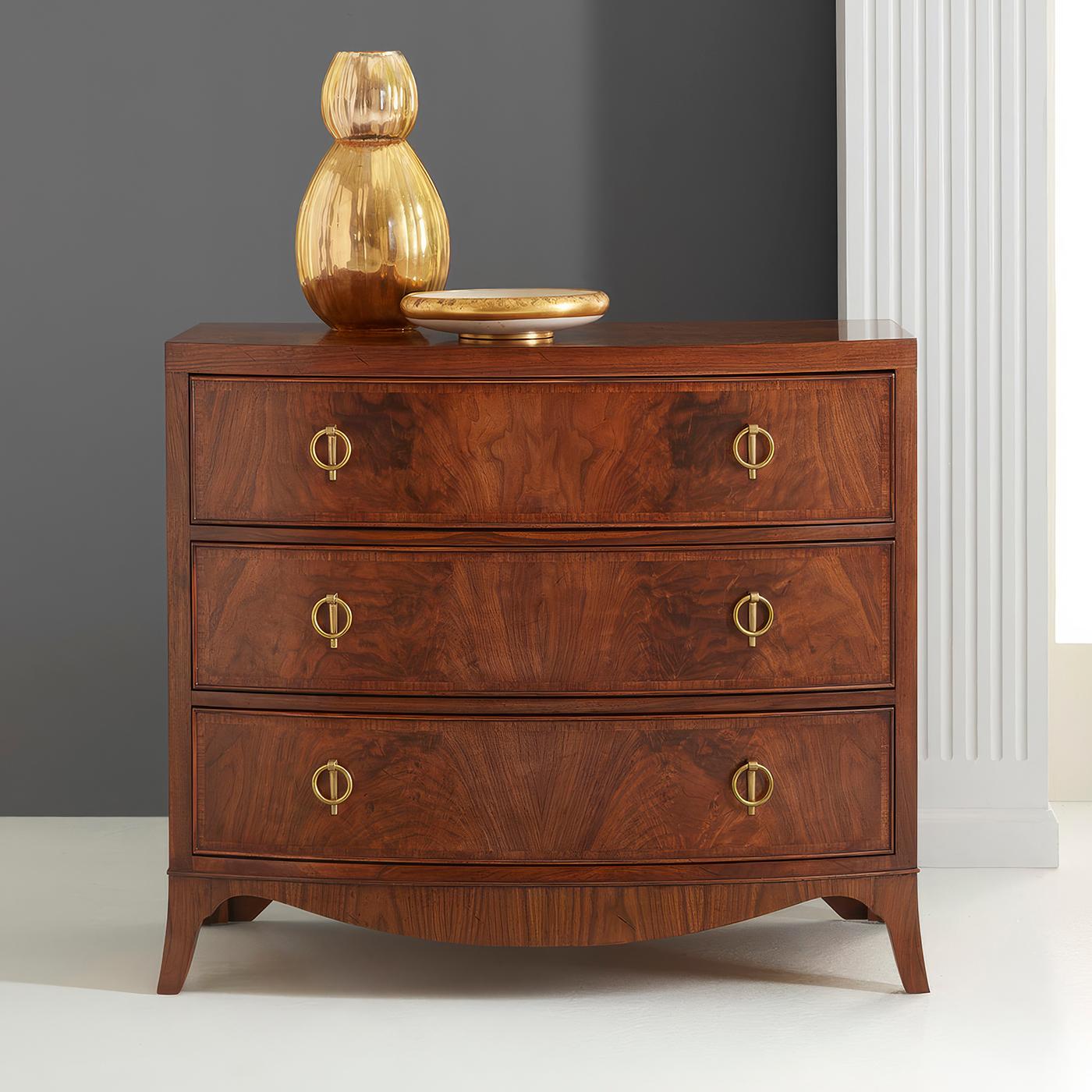 Pair of Small English Walnut Chest of Drawers In New Condition For Sale In Westwood, NJ