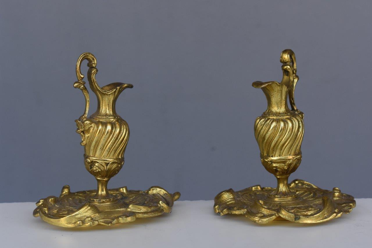 Pair of small ewers decorative gilt bronze.