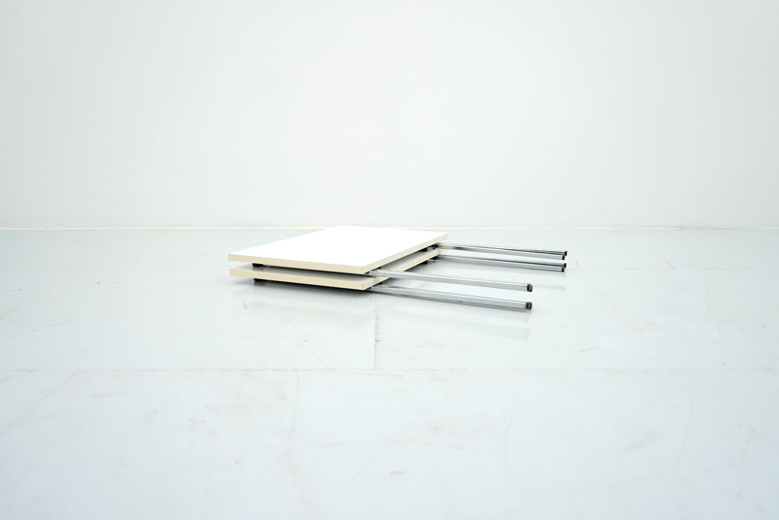 Pair of Small Folding Side Table, 1970s In Good Condition In Frankfurt / Dreieich, DE