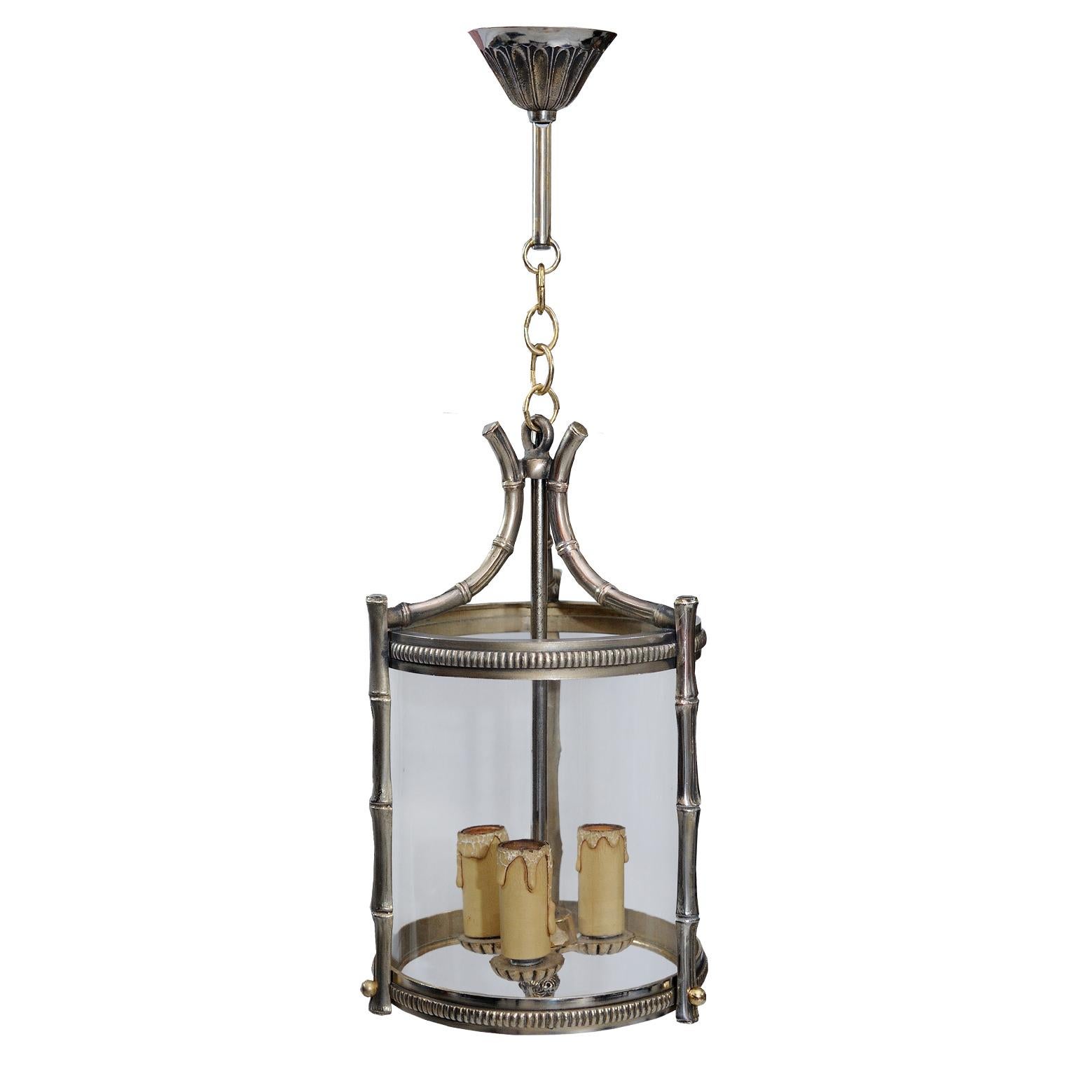 This is a very striking and really rather beautiful pair of small French clear glass, silvered faux bamboo hanging lanterns, circa 1890.

Full measurements:
Height: 35cm (13.5