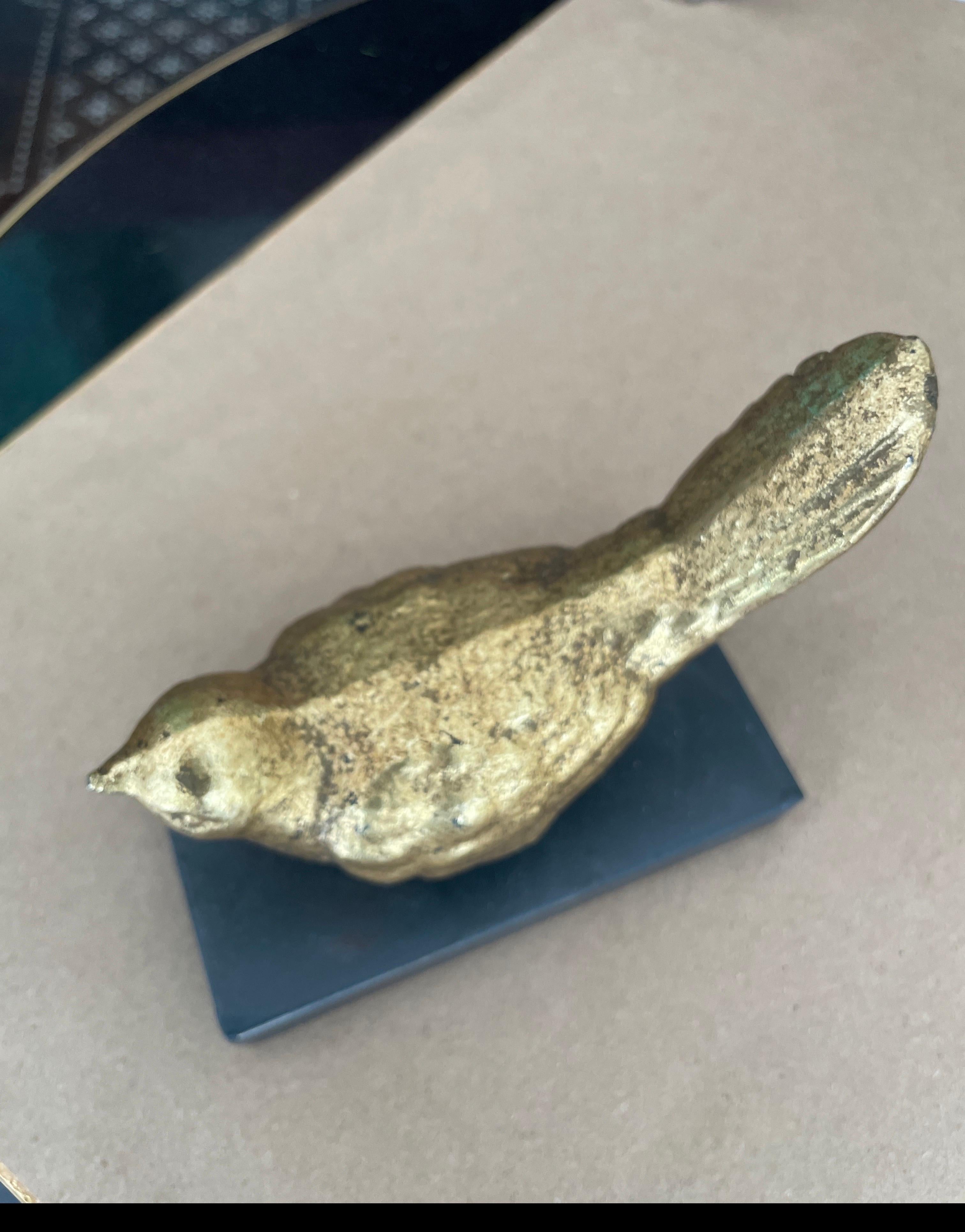 20th Century Pair of Small Gilded Bird Sculptures on Bases For Sale