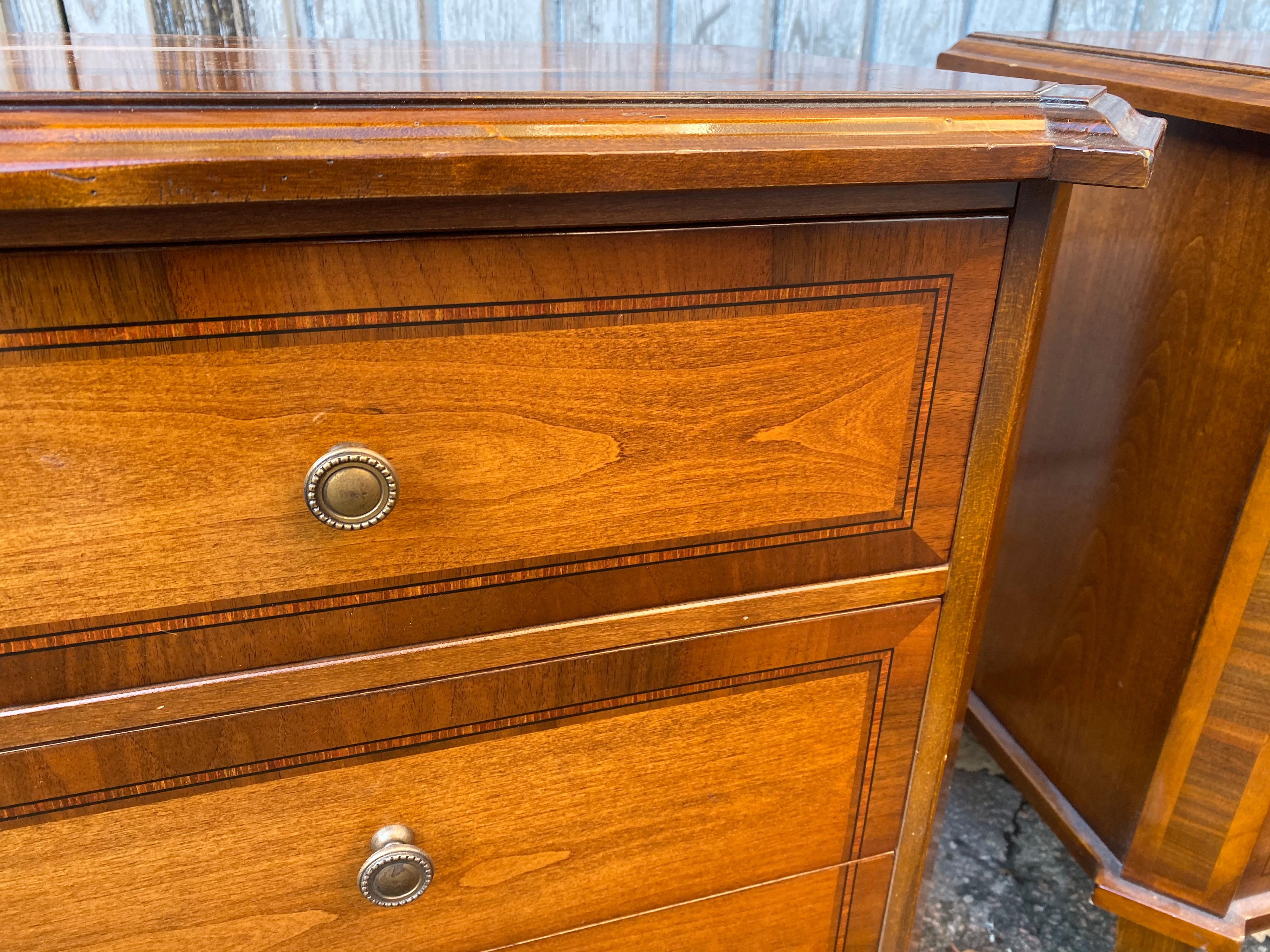 Pair of Small Italian Chests of Drawer in Walnut For Sale 6