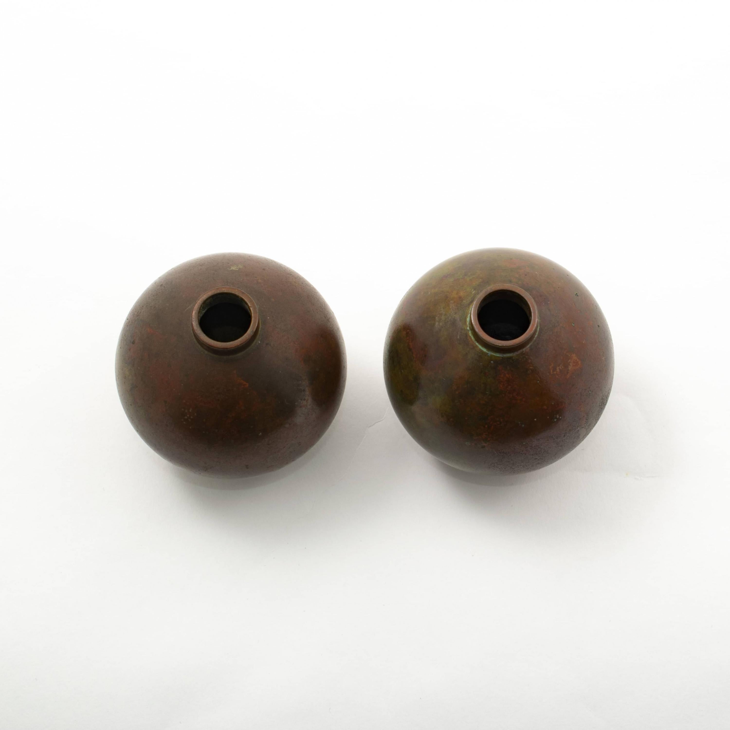 Modern Pair of Small Japanese Ikebana Bronze Vases by Hasegawa Gasen