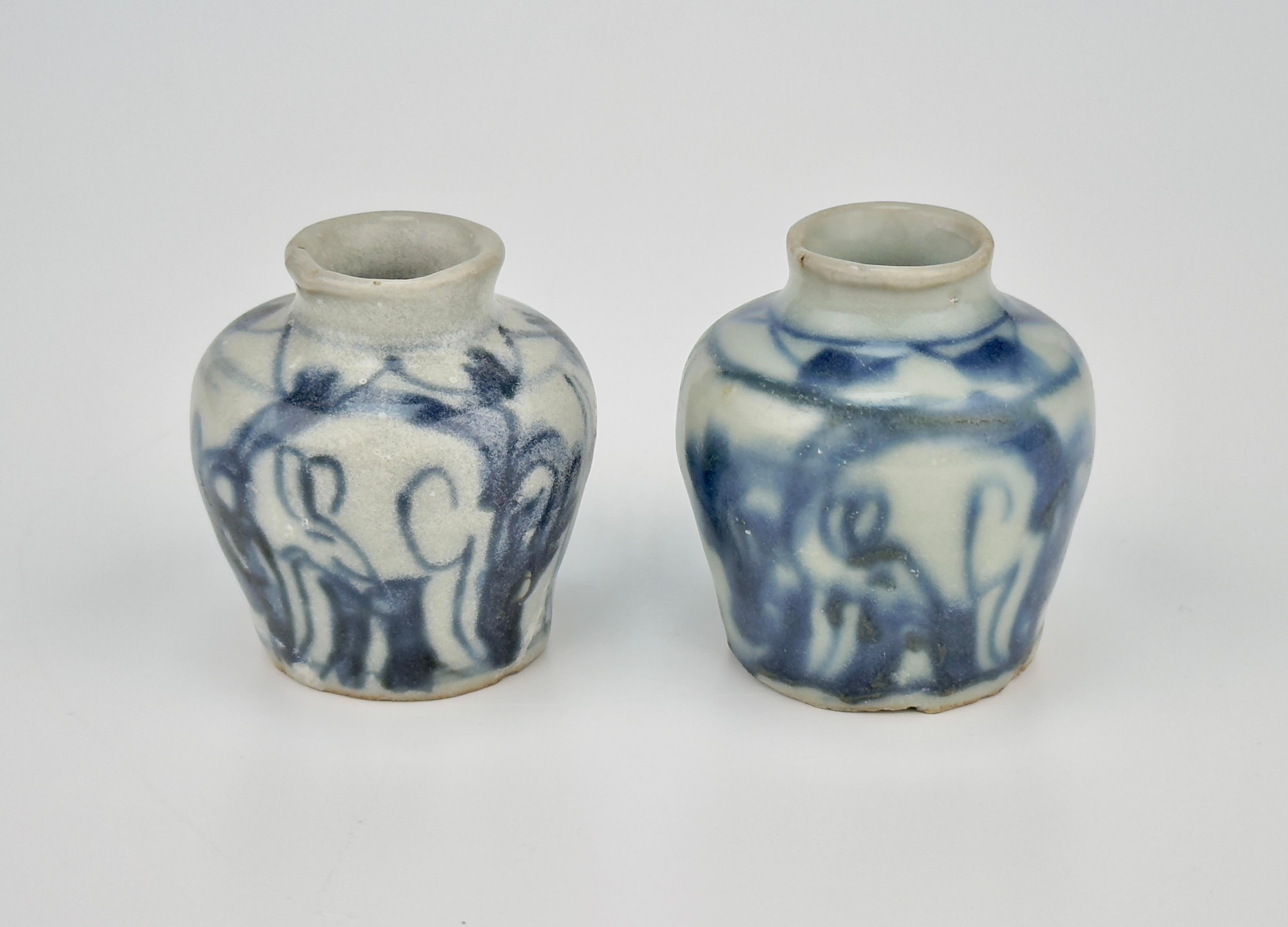 Chinese Pair of Small Jarlet with arabesque design, Late Ming Era(16-17th century) For Sale