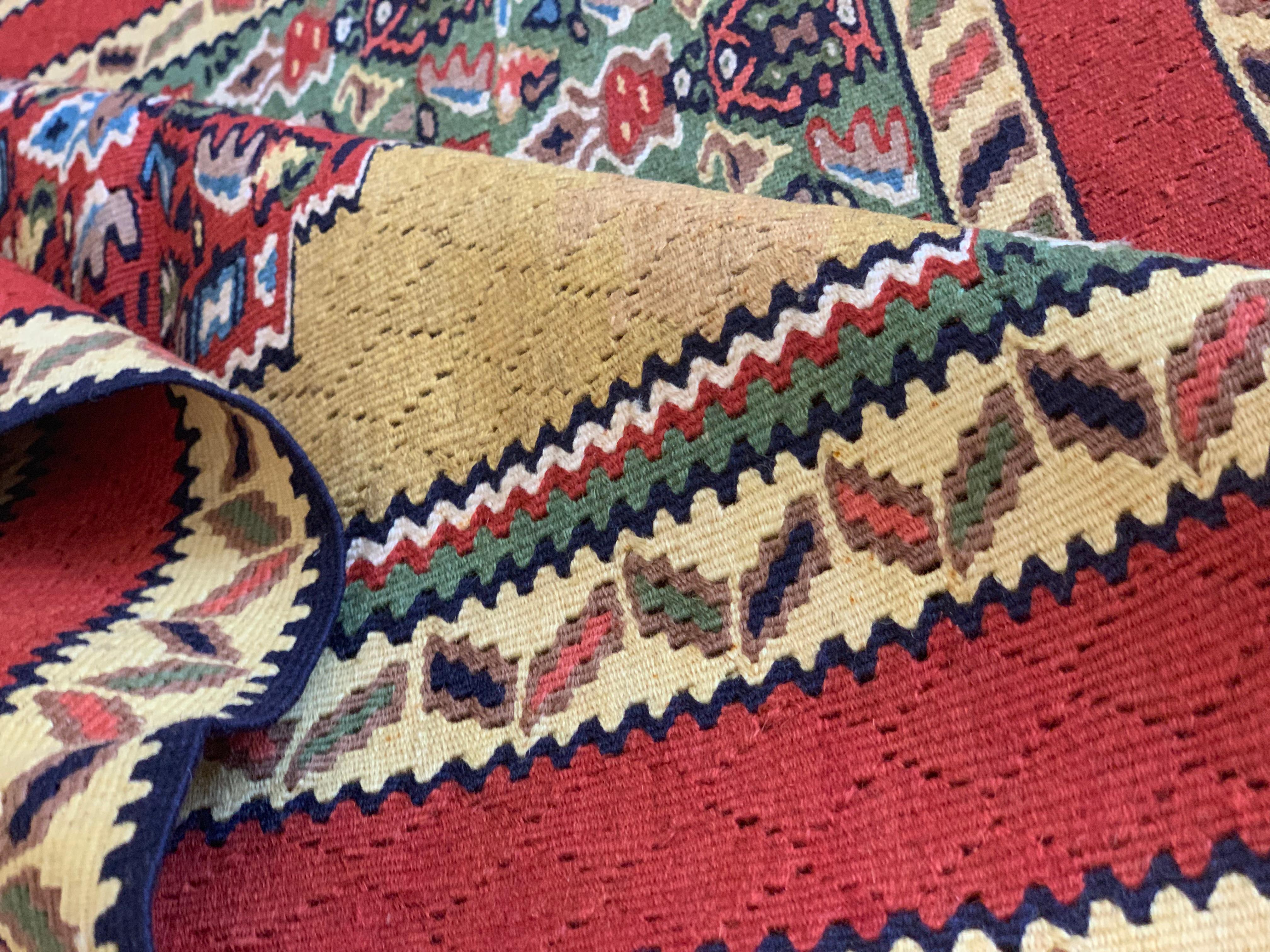 Pair of Small Kilim Rugs Handwoven Oriental Geometric Area Rugs For Sale 7