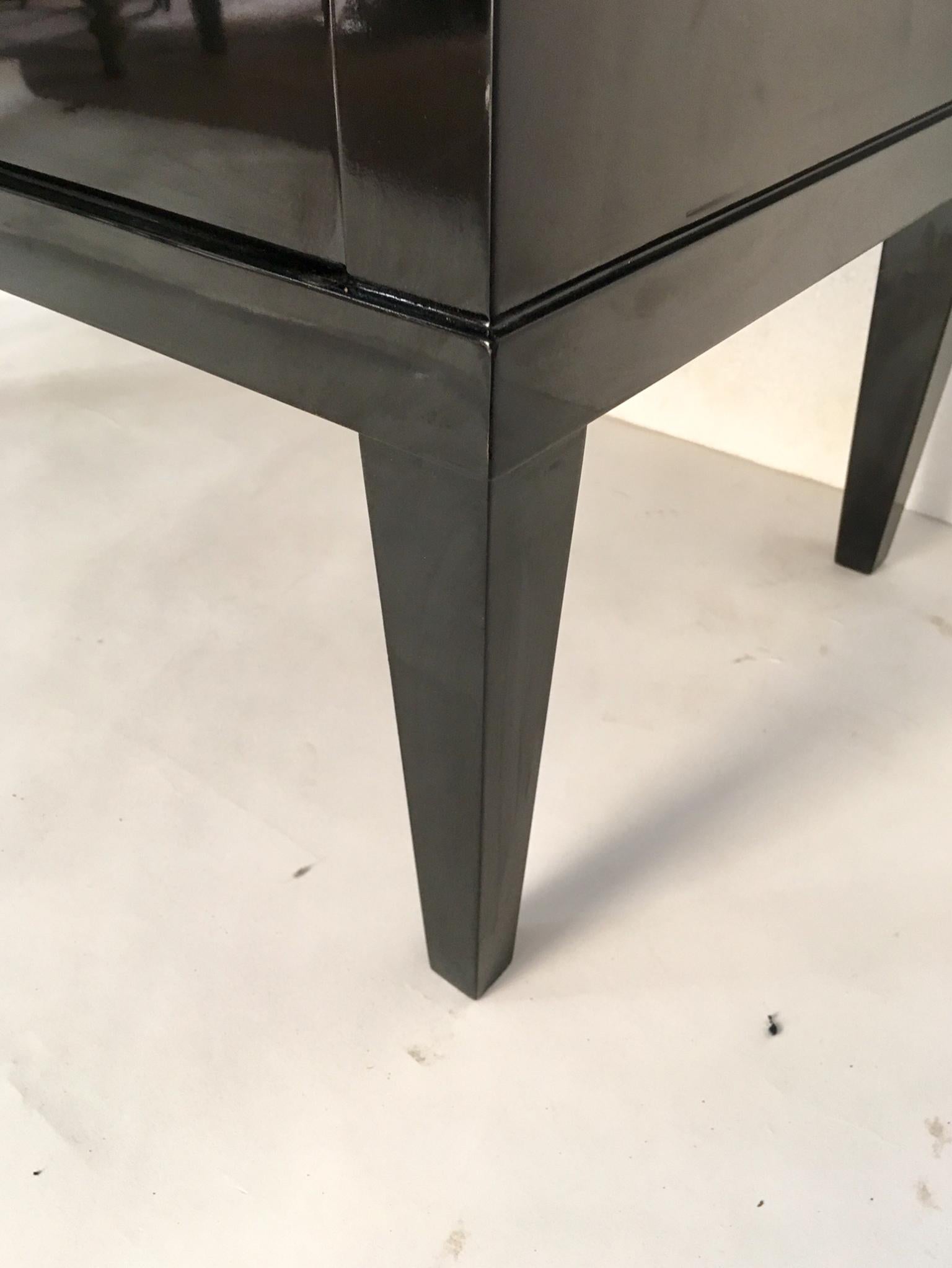 Pair of Small Lacquered Commodes or Bedside Tables Biedermeier Style 6
