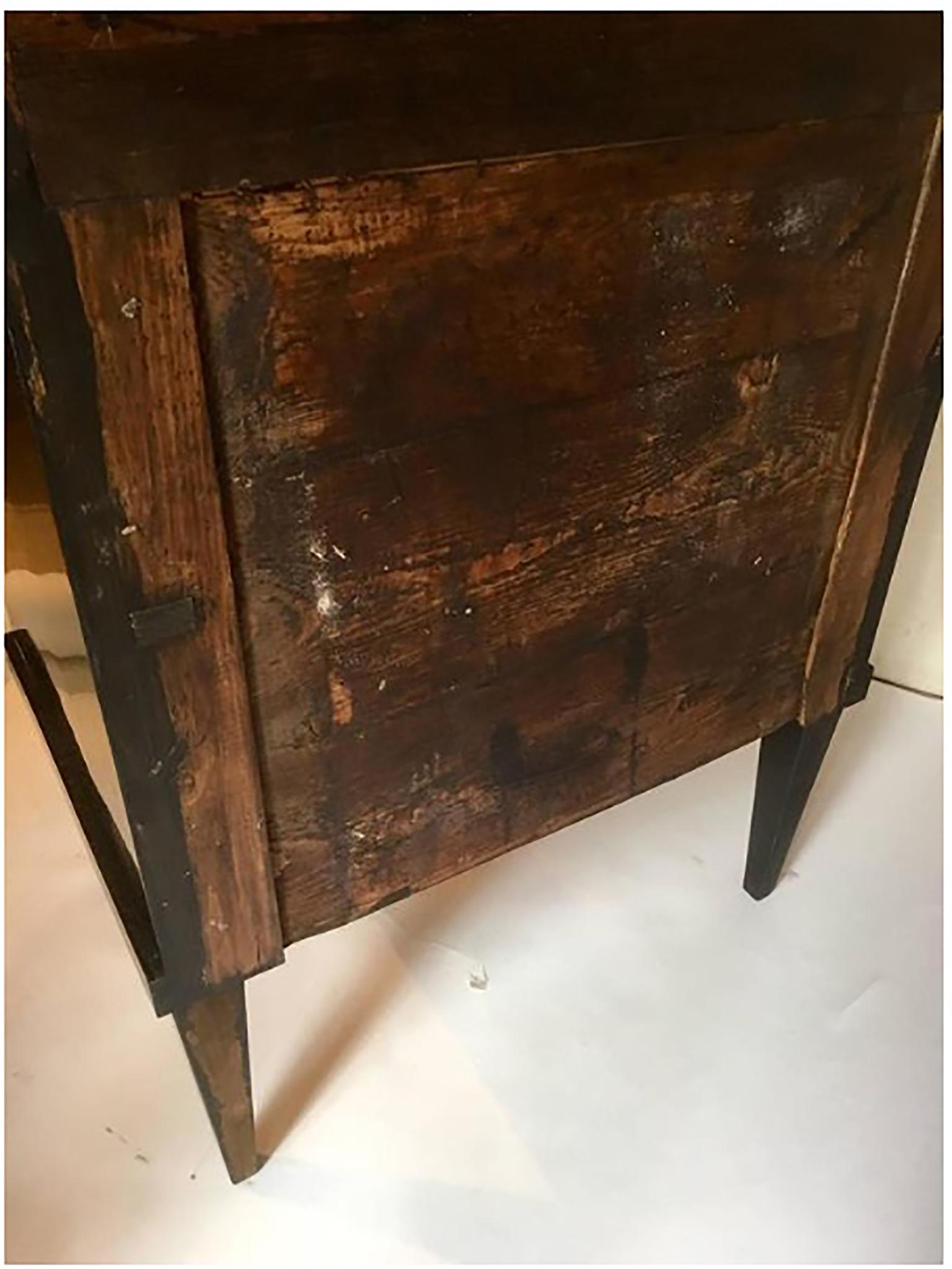 Pair of Small Lacquered Commodes or Bedside Tables Biedermeier Style 2