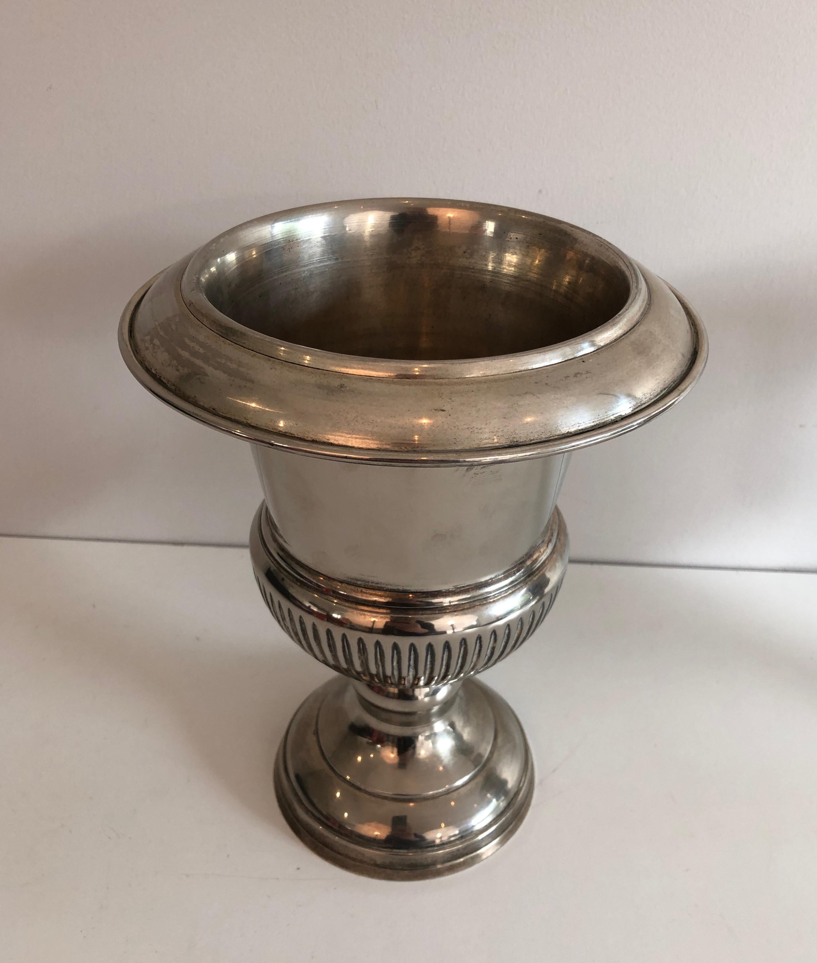 Pair of Small Medicis Style Silvered Metal Champagne Bucket, French, circa 1940 For Sale 9