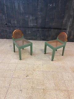 Ein Paar kleine modernistische Stühle aus lackierter Buche und Schilfrohr, Belgien, um 1925