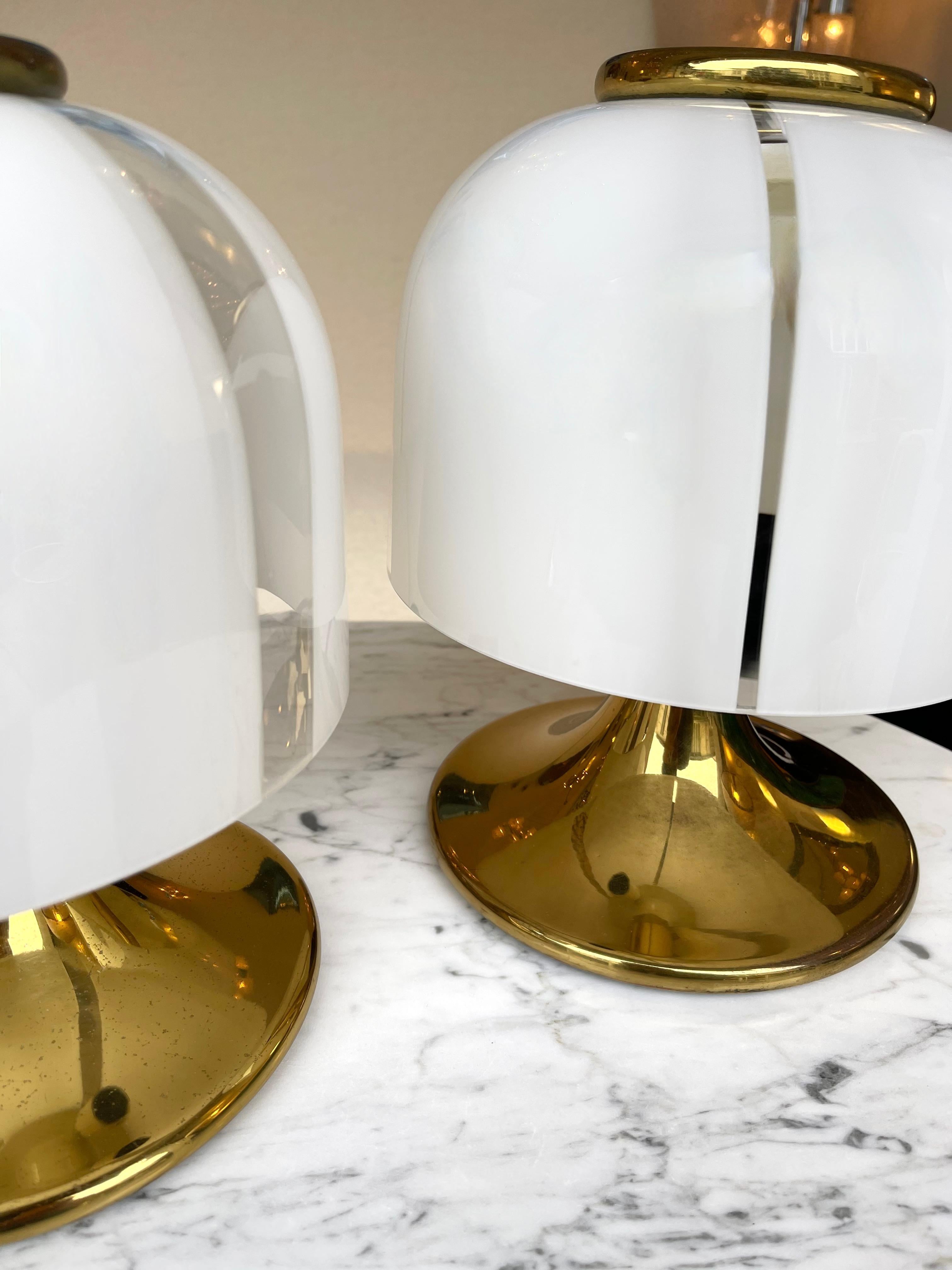 Italian Pair of Small Mushroom Lamps Brass and Murano Glass by F. Fabbian, Italy, 1970s