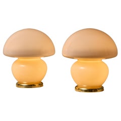 Paire de petites lampes de bureau en verre de Murano rose en forme de champignon avec laiton