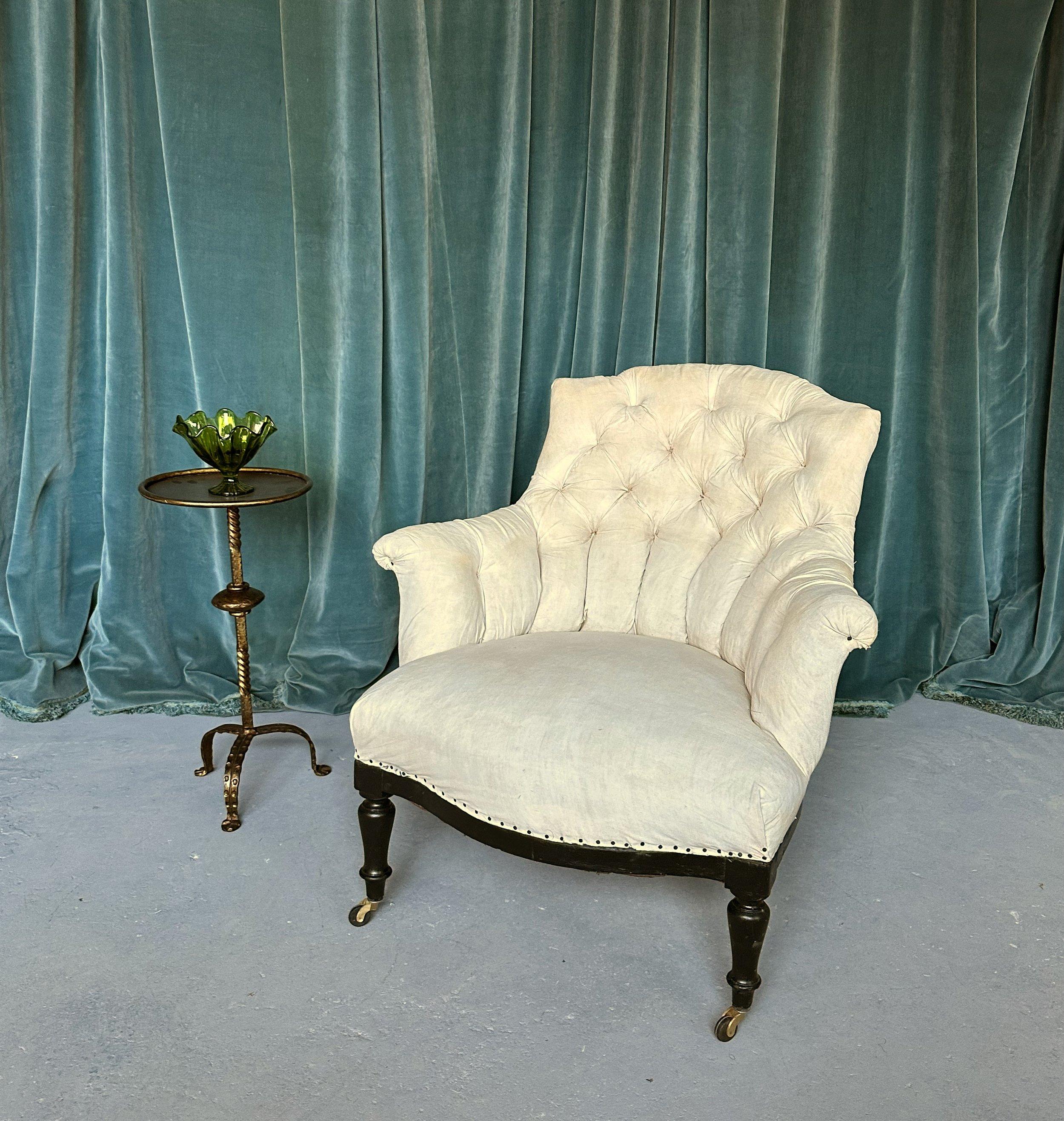 19th Century Pair of Small Napoleon III Armchairs For Sale