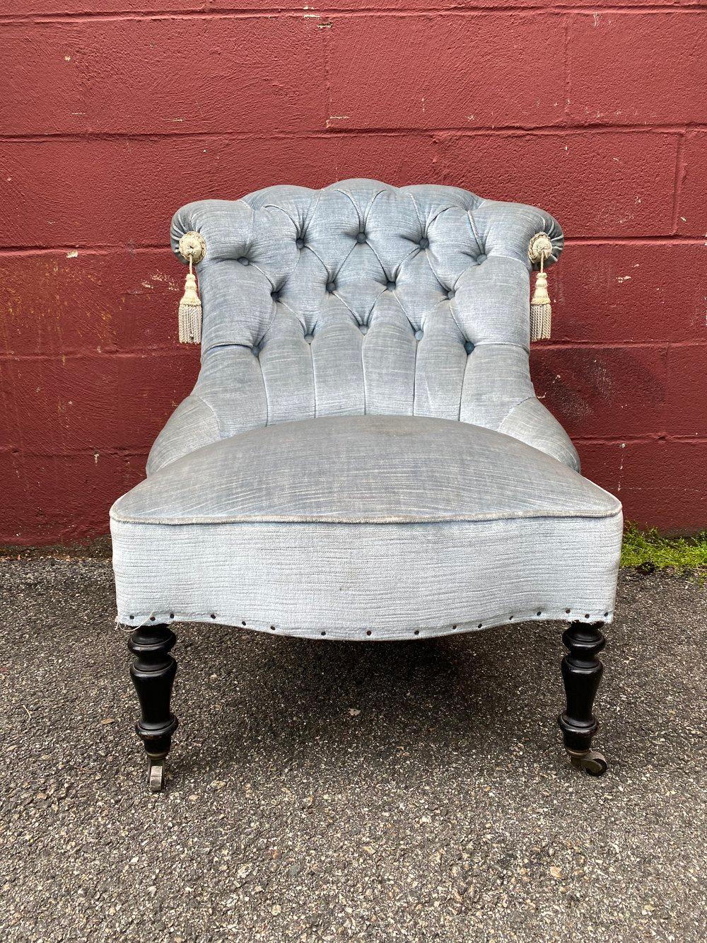 Pair of Small Napoleon III Tufted Slipper Chairs In Good Condition In Buchanan, NY