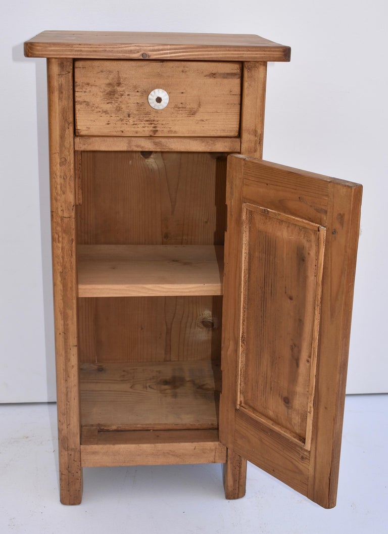Pair of Small Pine Nightstands at 1stDibs