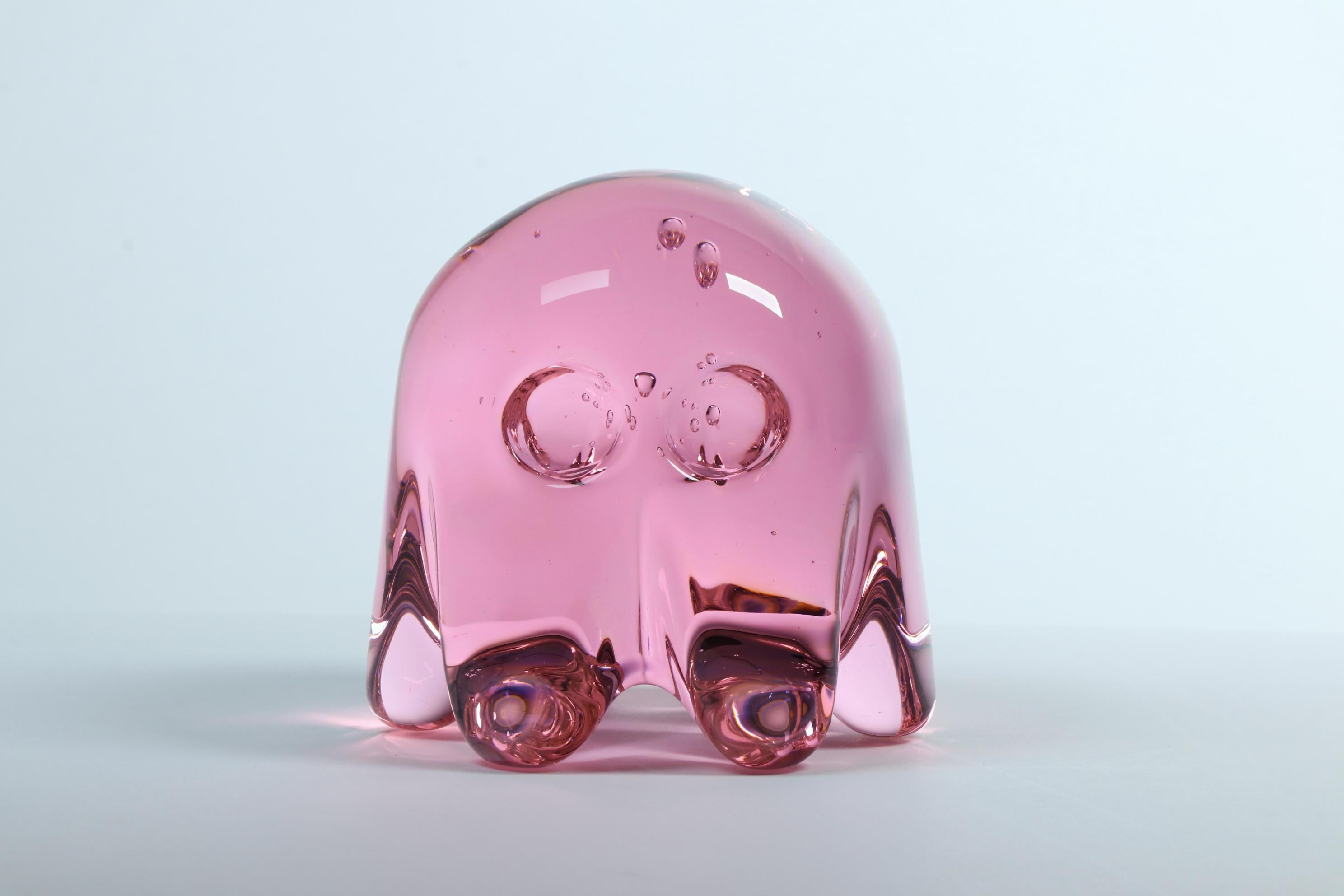 Modern Pair of Small Pink & Blue Glass Pac-Man Ghost Glass Sculptures by Dylan Martinez For Sale