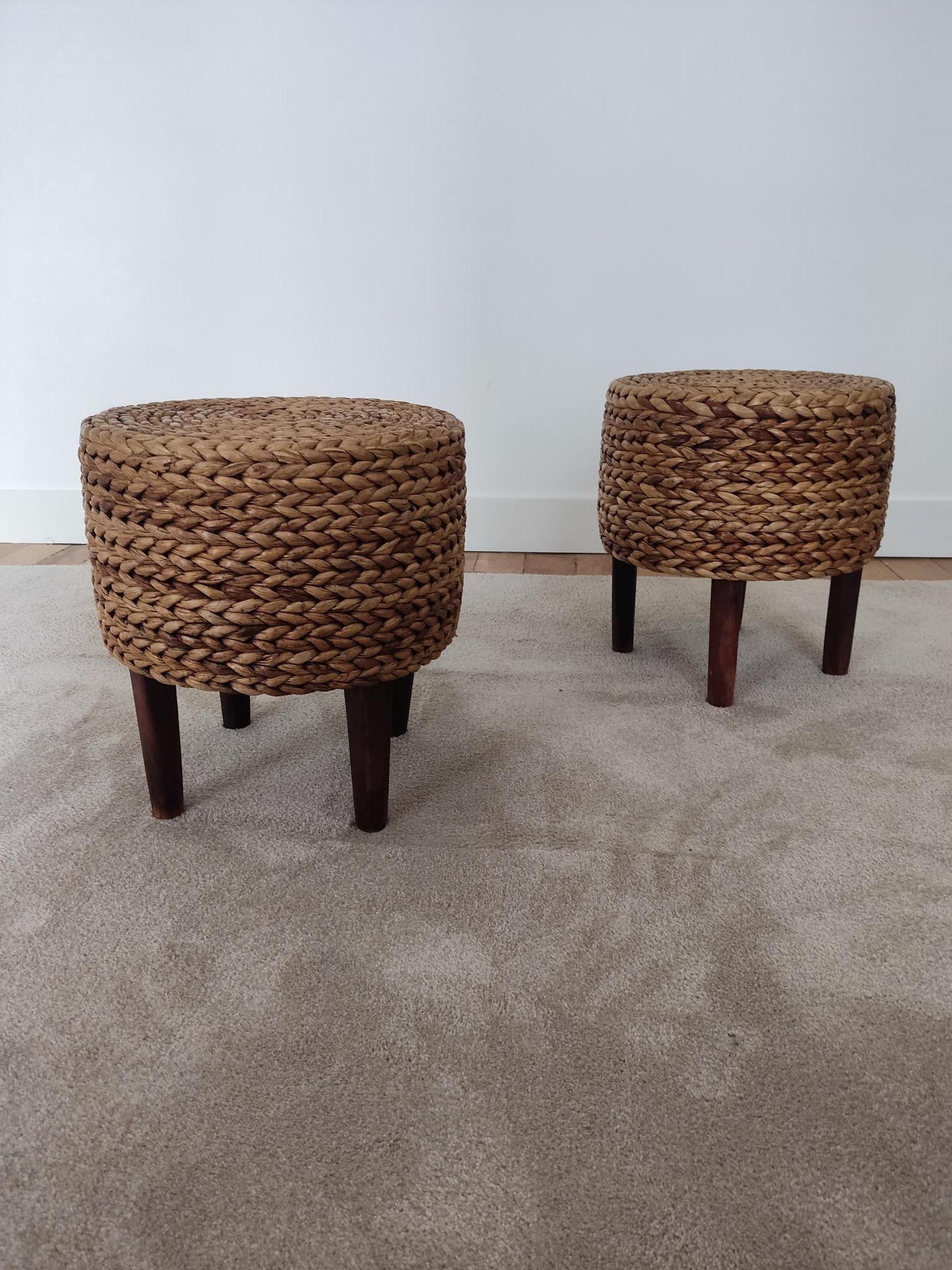 Small rope stools in the style of Audoux & Minet. Good general condition. Will give a lot of elegance to your living room near a coffee table. Possibility of taking a single stool on request.