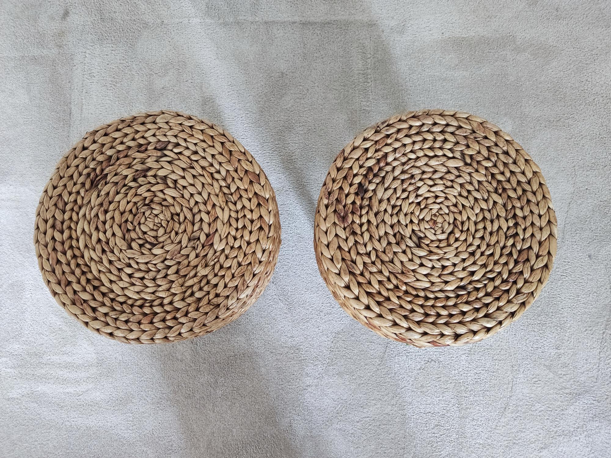 Pair of small rope stools  In Good Condition For Sale In Paris, FR