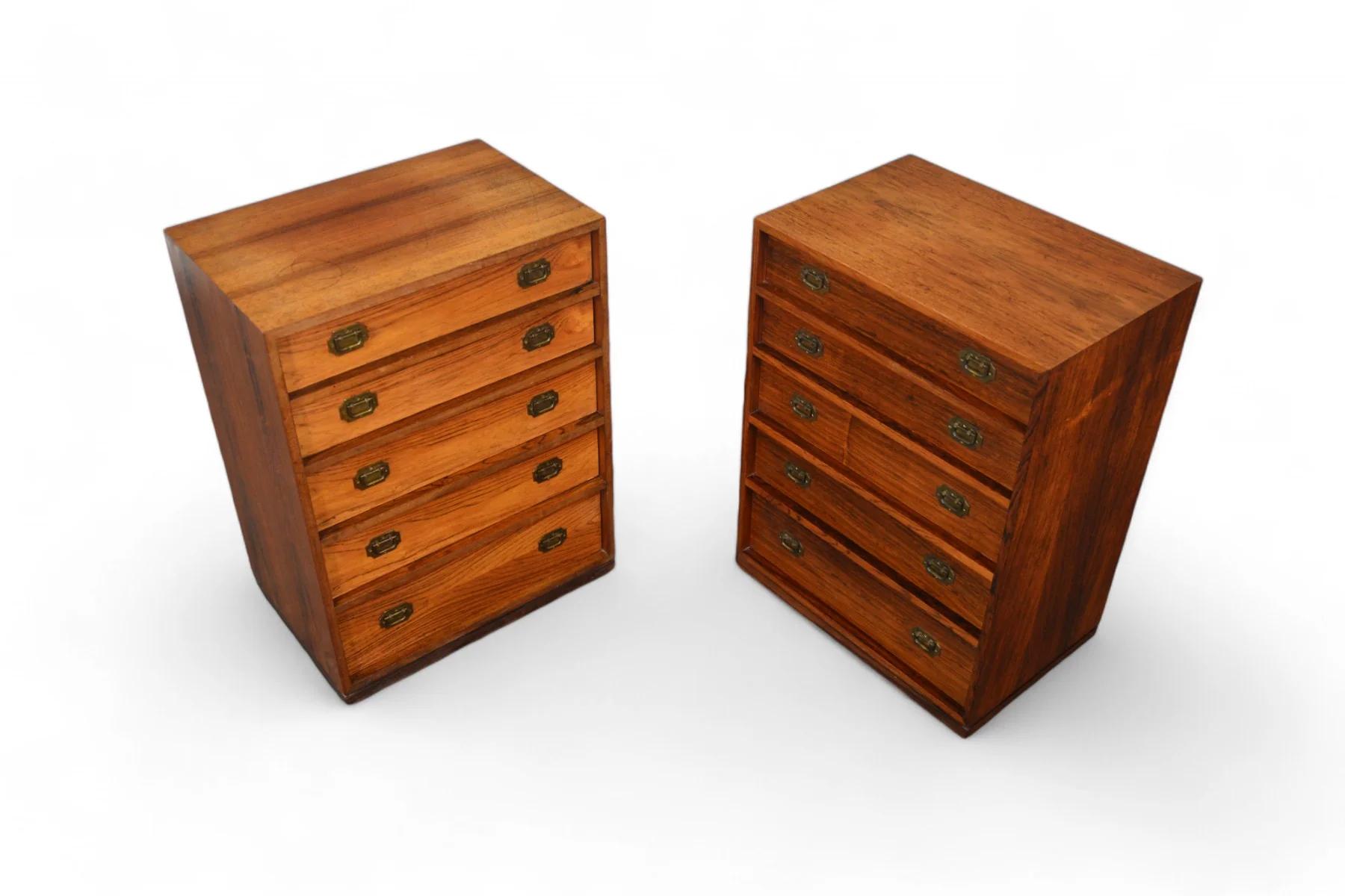 Danois Paire de petits coffres à bijoux en bois de rose par Henning Koch n°1 en vente