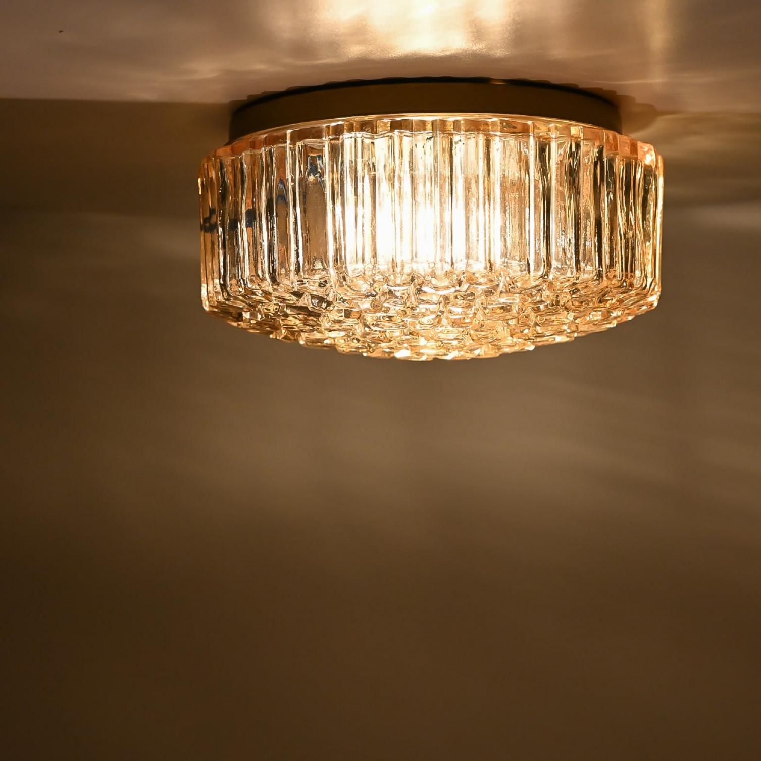 Pair of Small Round Clear Textured Glass Wall Light, Limburg For Sale 5