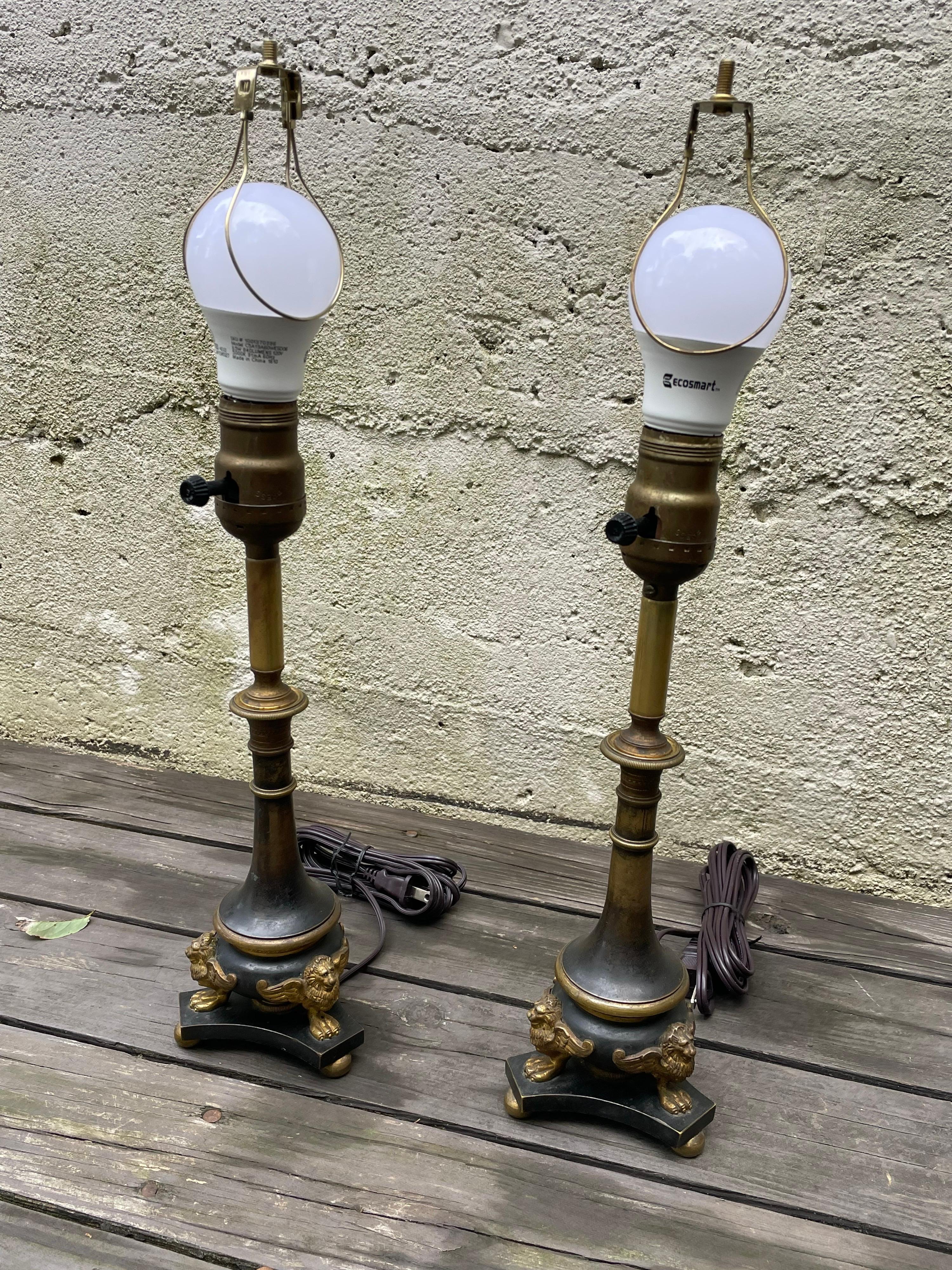 Pair of Small Scale Bronze Table Lamps, Late 19th Century, French In Good Condition For Sale In Bedford Hills, NY