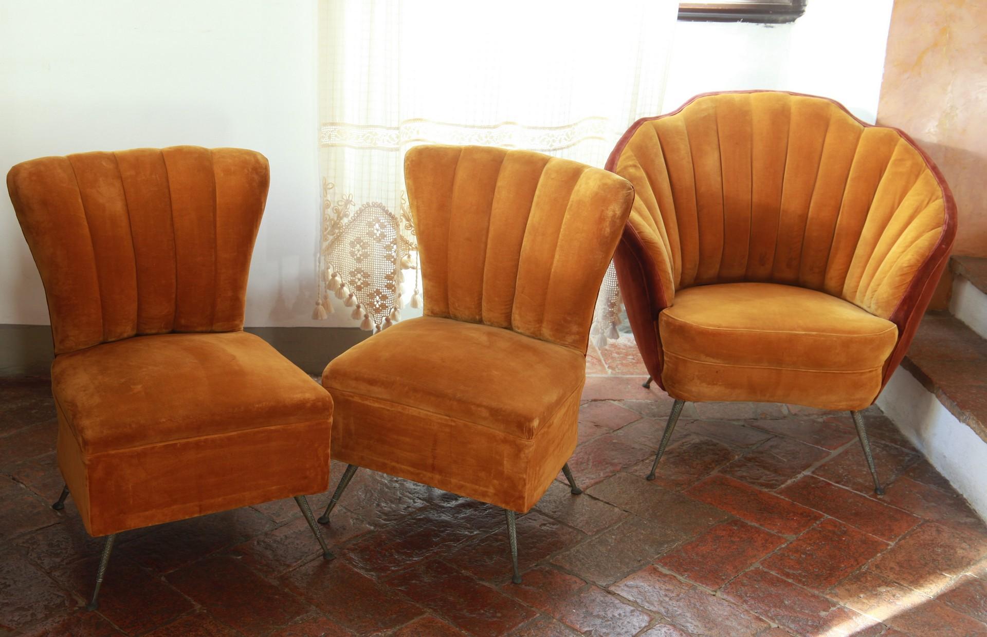 Pair of Small Scallop Chairs, Brass Cast Feet Original Velvet, Casa E Giardino 12