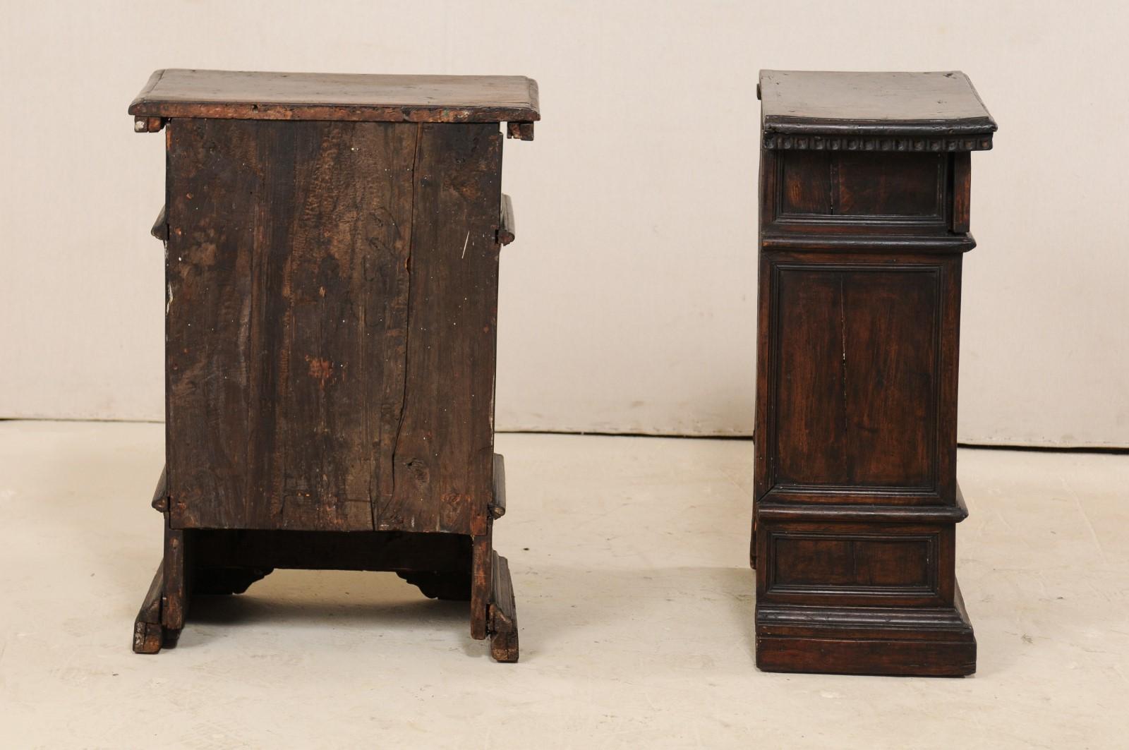 An Italian Pair of Small-Sized 18th C. Carved-Walnut Side Chests or Nightstands 1