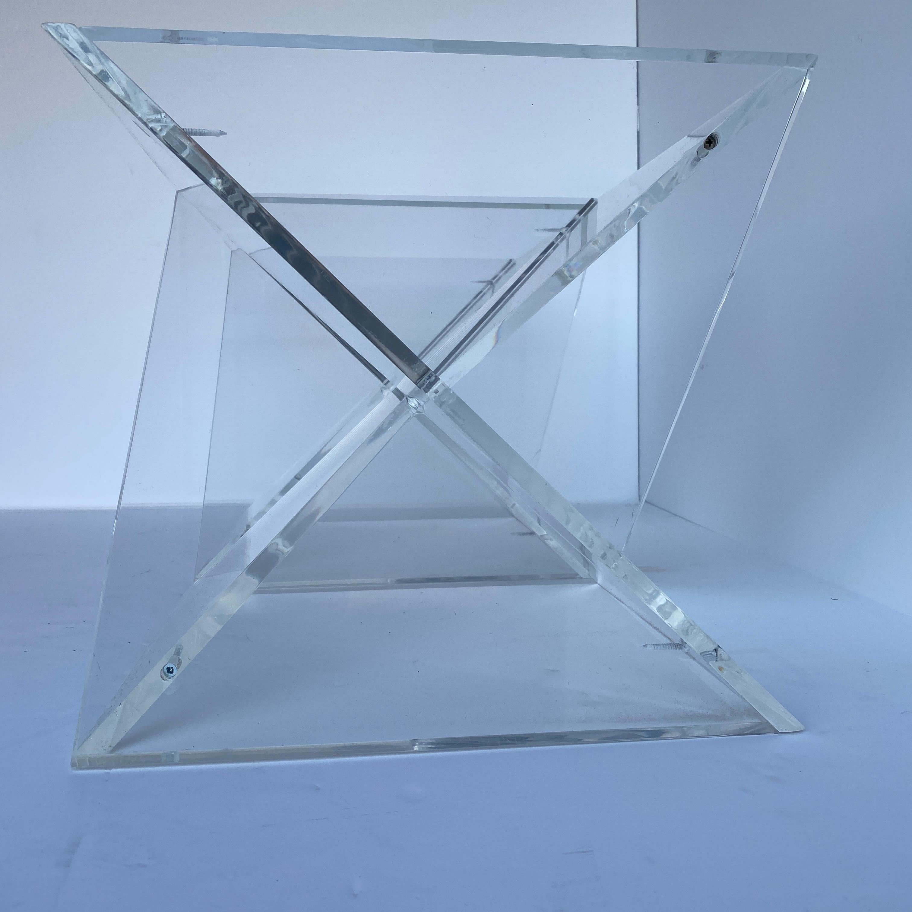 Pair of Small Square Mid-Century Modern Lucite Side Table Bases For Sale 7