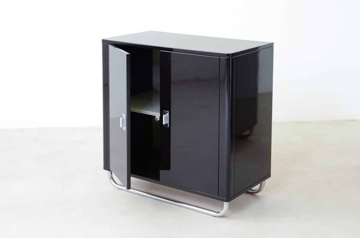 20th Century Pair of small storage units in lacquered wood For Sale
