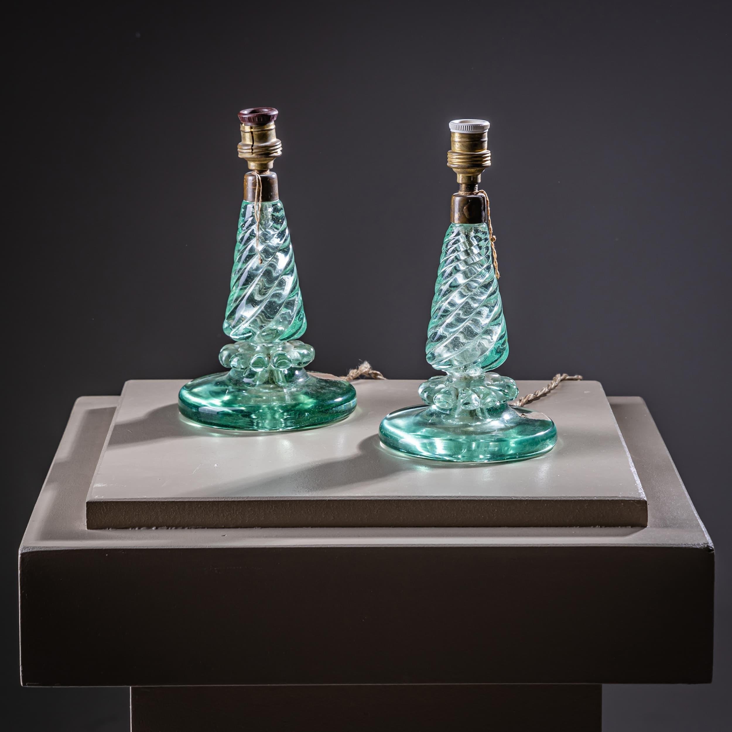20ième siècle Paire de petites lampes de table avec base en verre par Seguso Vetri d'Arte, Italie, années 1940 en vente