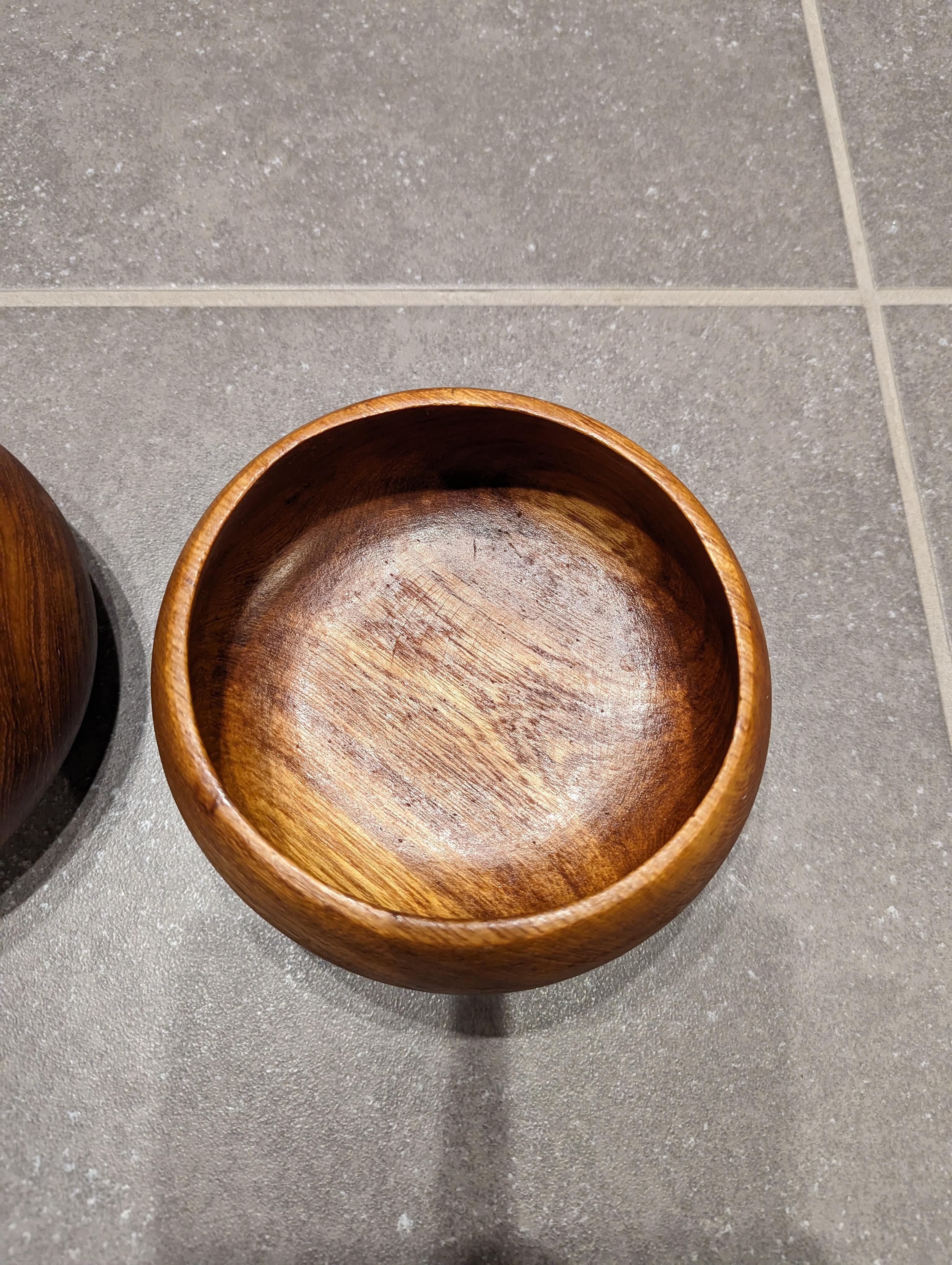 Mid-Century Modern Pair of small teak bowls For Sale