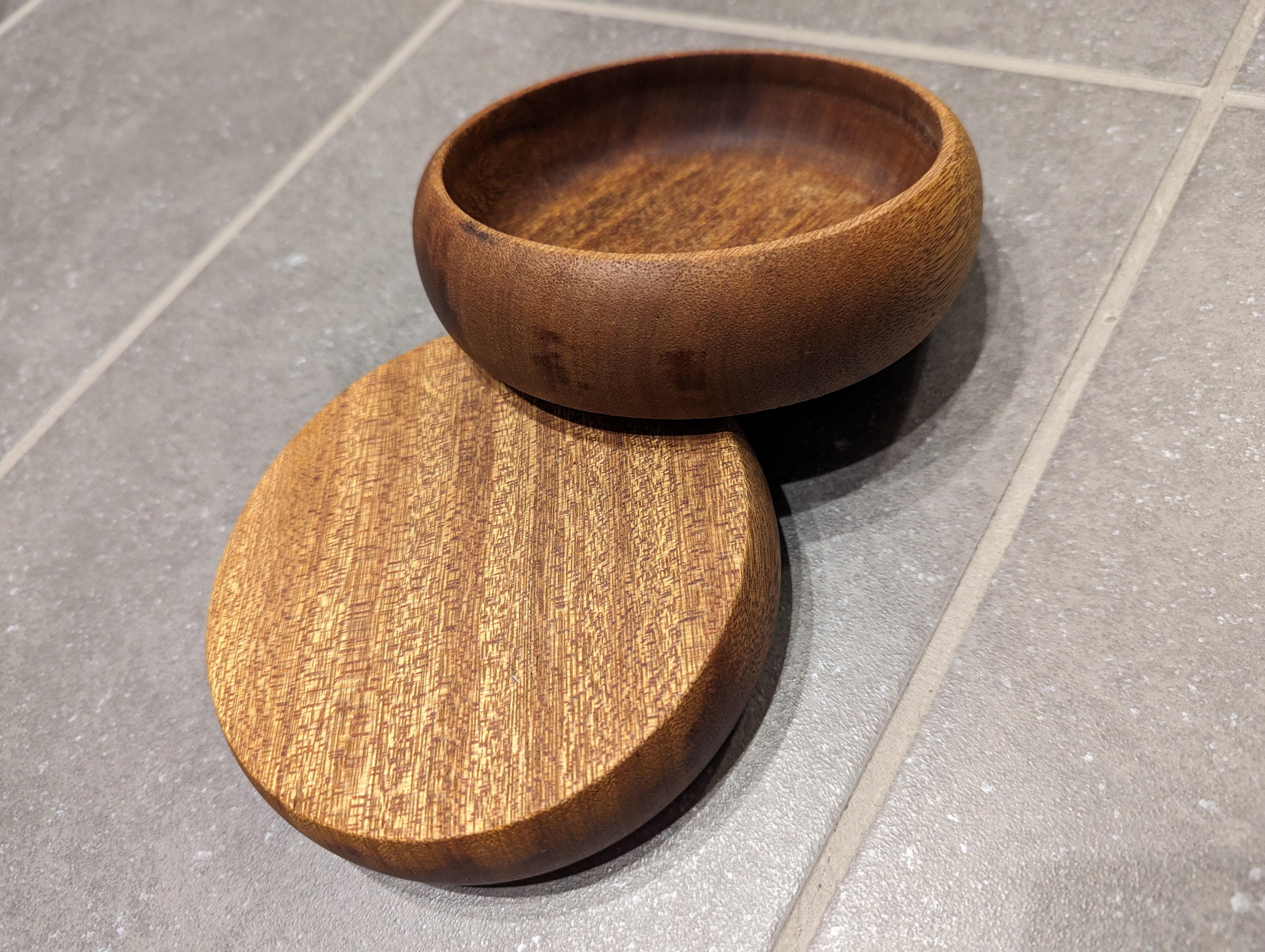 Mid-20th Century Pair of small teak trays For Sale